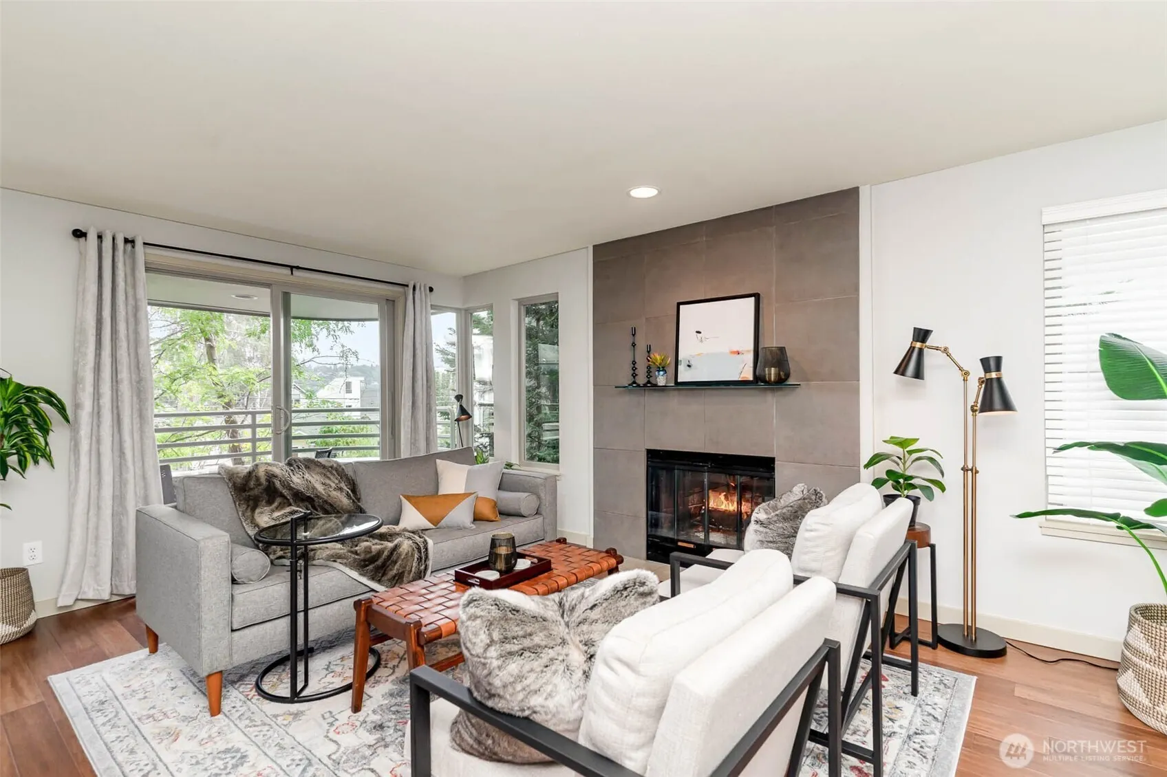 2145 Dexter Avenue N #205, Seattle, WA 98109