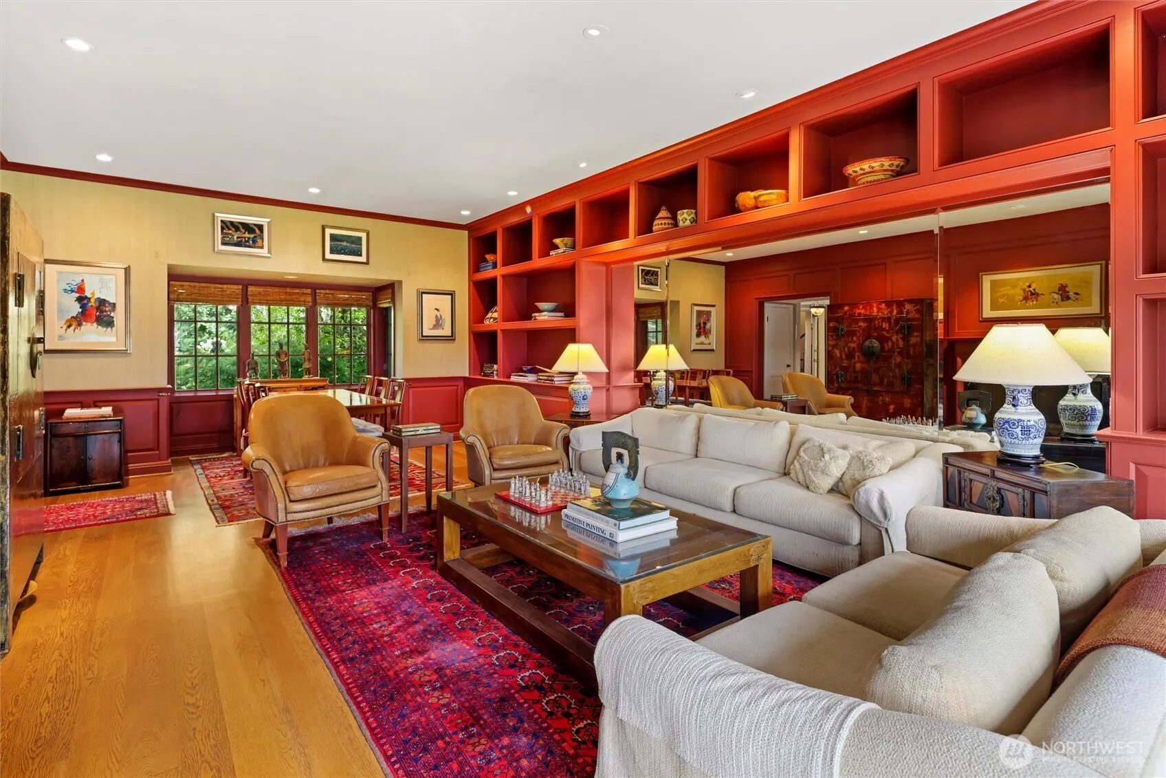 3335 43rd Avenue NE, Seattle, WA 98105-5308