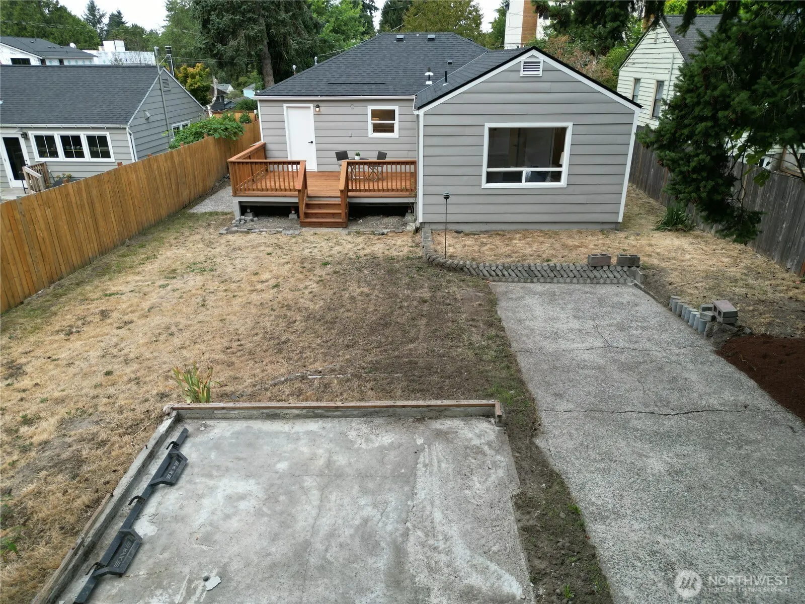 10346 Ashworth Avenue N, Seattle, WA 98133