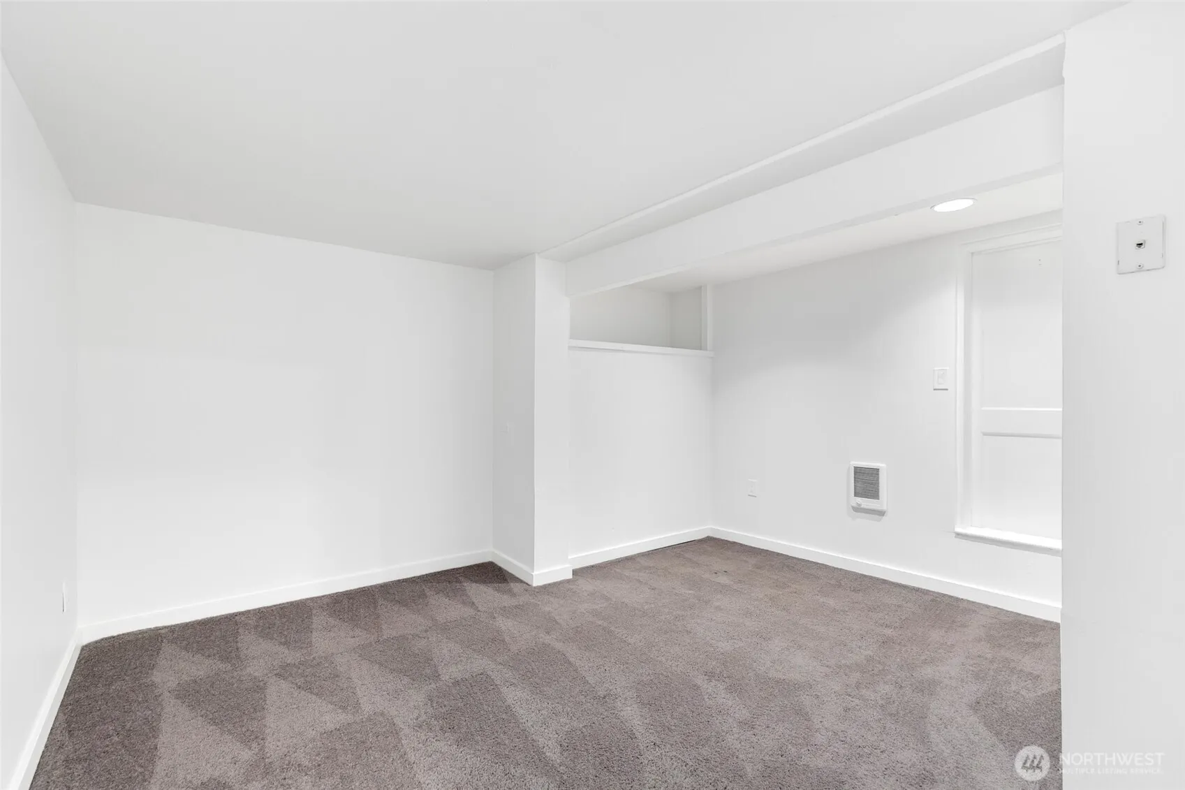 10346 Ashworth Avenue N, Seattle, WA 98133