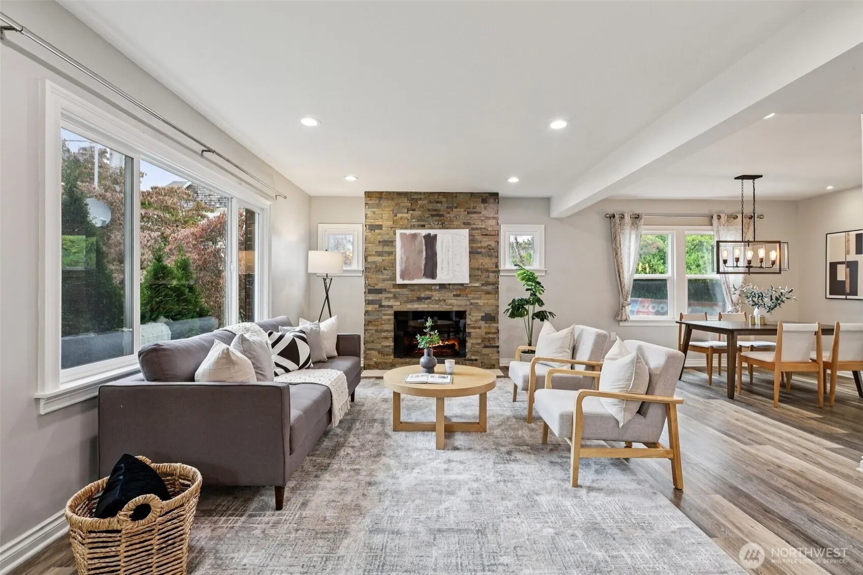 8258 Interlake Avenue N, Seattle, WA 98103
