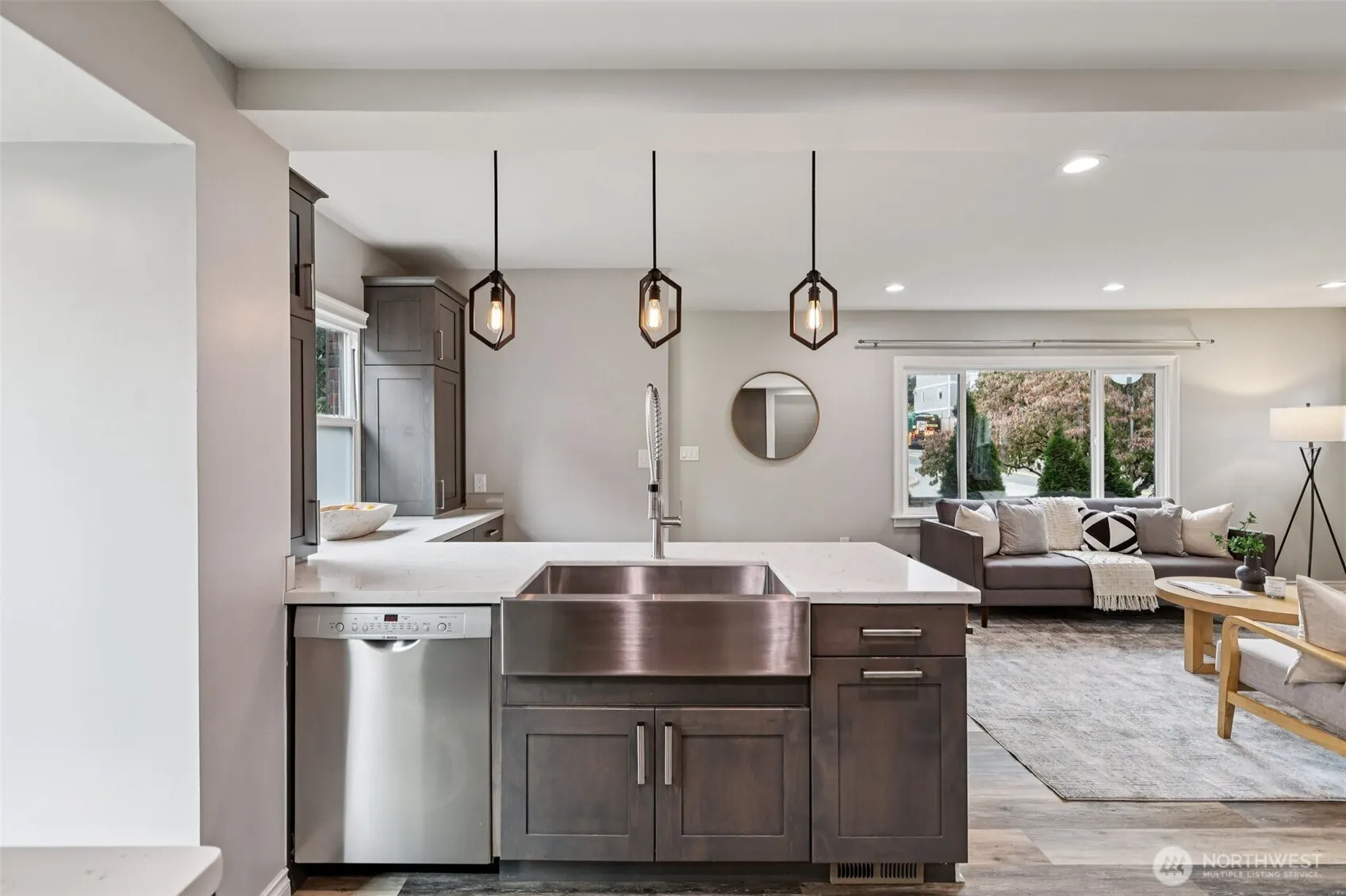 8258 Interlake Avenue N, Seattle, WA 98103