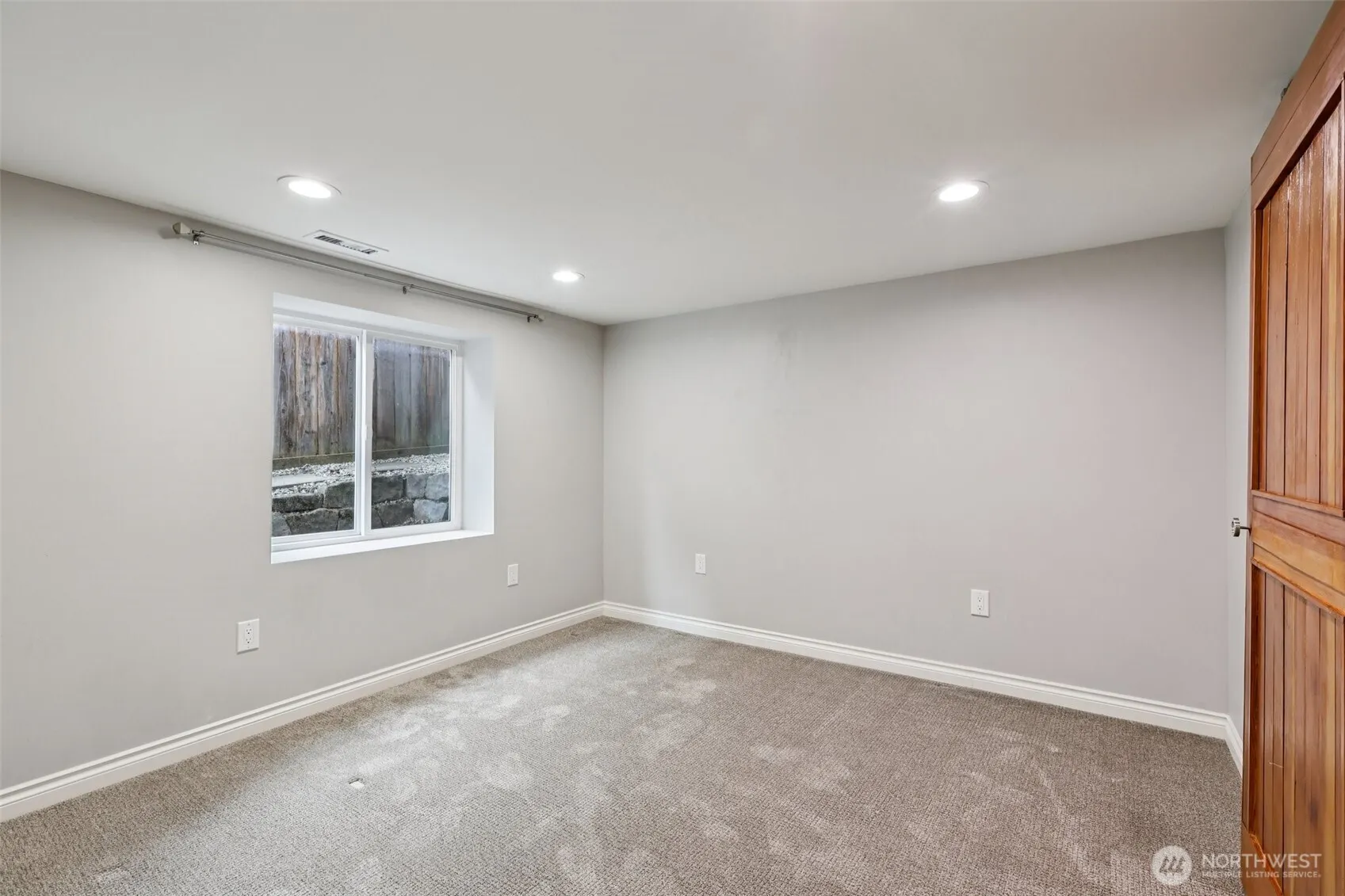 8258 Interlake Avenue N, Seattle, WA 98103