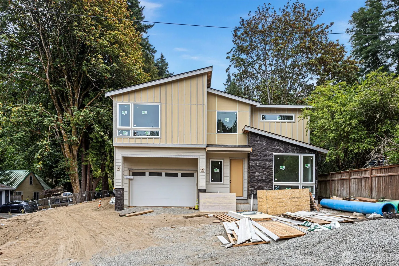 8718 128th Avenue NE, Kirkland, WA 98033