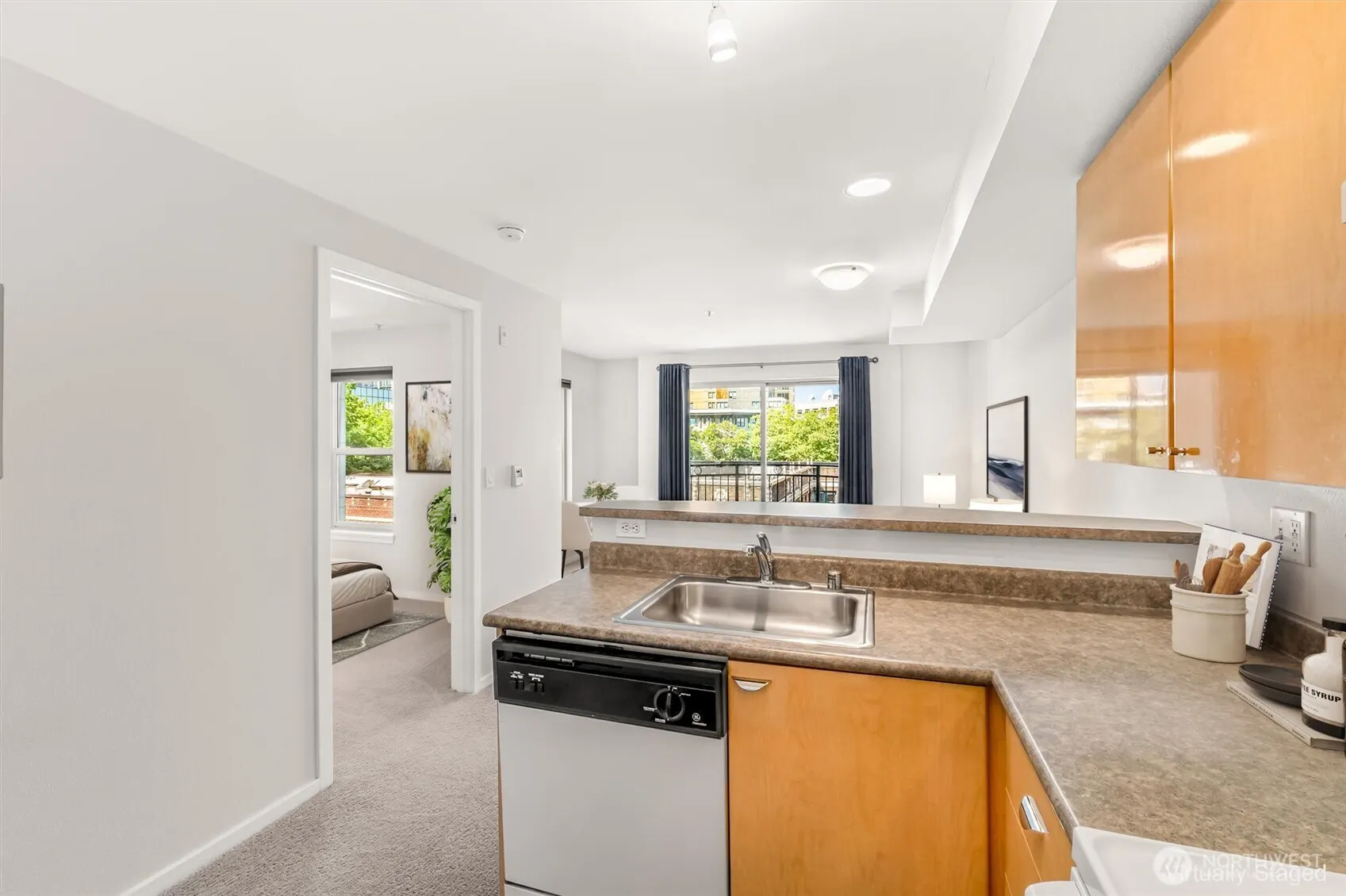 425 Vine Street #605, Seattle, WA 98121