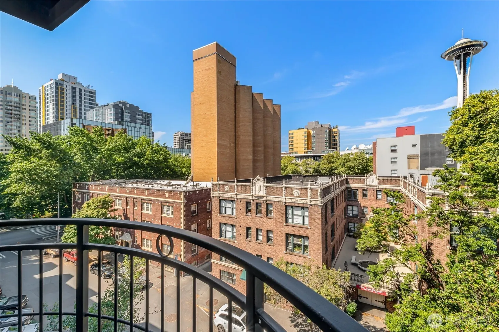 425 Vine Street #605, Seattle, WA 98121