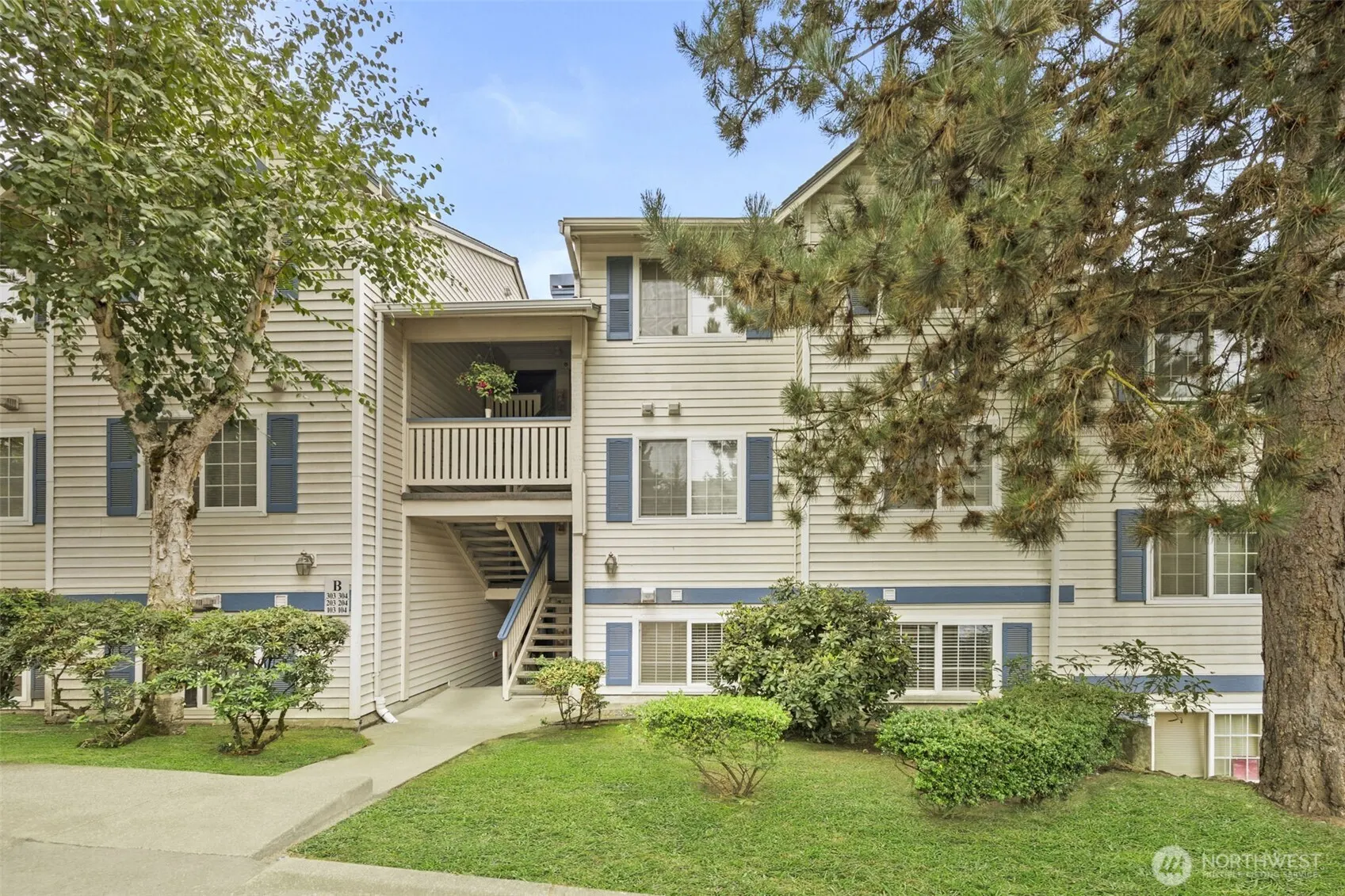 949 Aberdeen Ave ne #B104, Renton, WA 98059