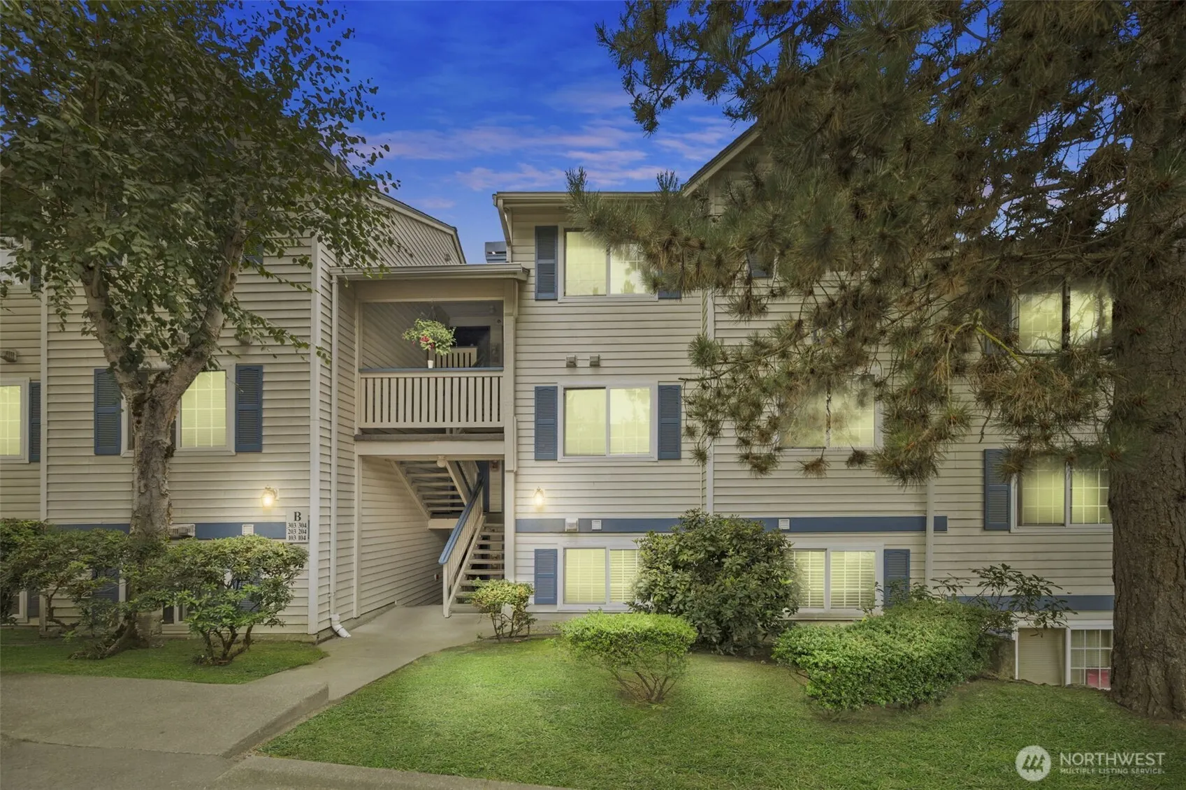 949 Aberdeen Ave ne #B104, Renton, WA 98059