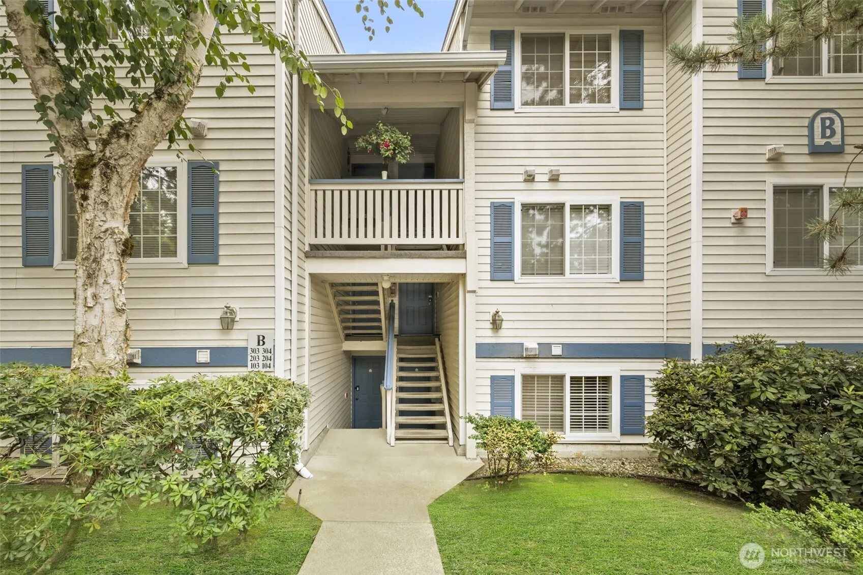 949 Aberdeen Ave ne #B104, Renton, WA 98059