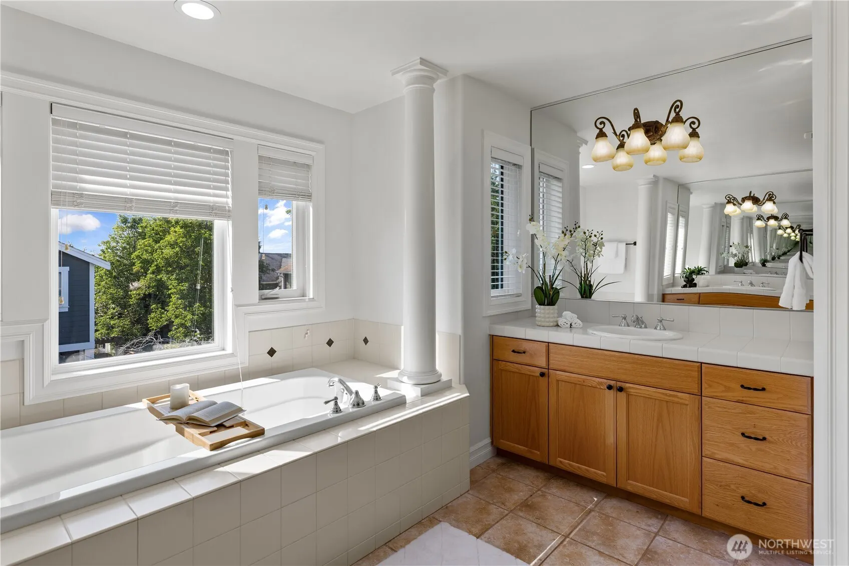 2455 30th Avenue NE, Issaquah, WA 98029