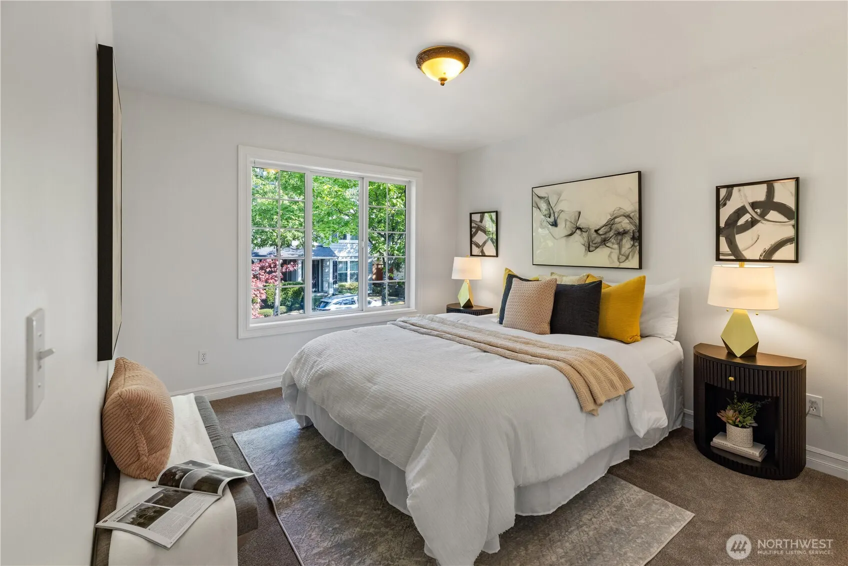2455 30th Avenue NE, Issaquah, WA 98029