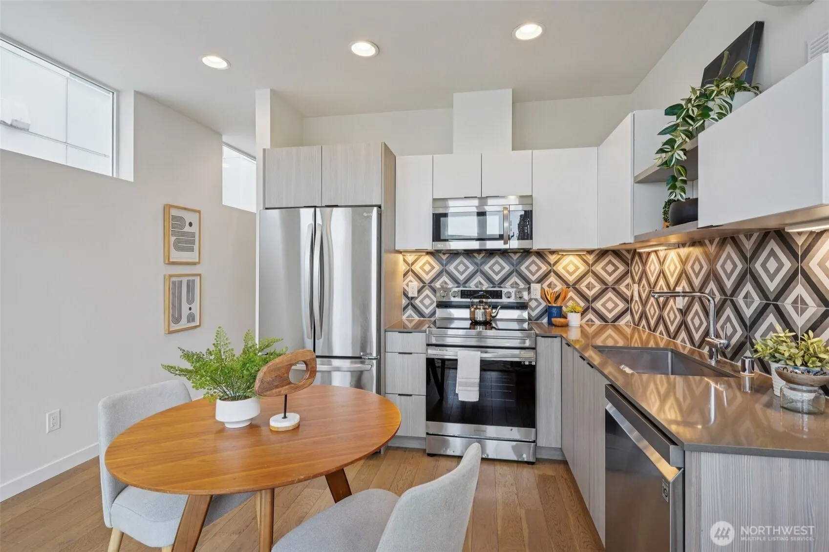 1723 S Forest Street , Seattle, WA 98144-5801