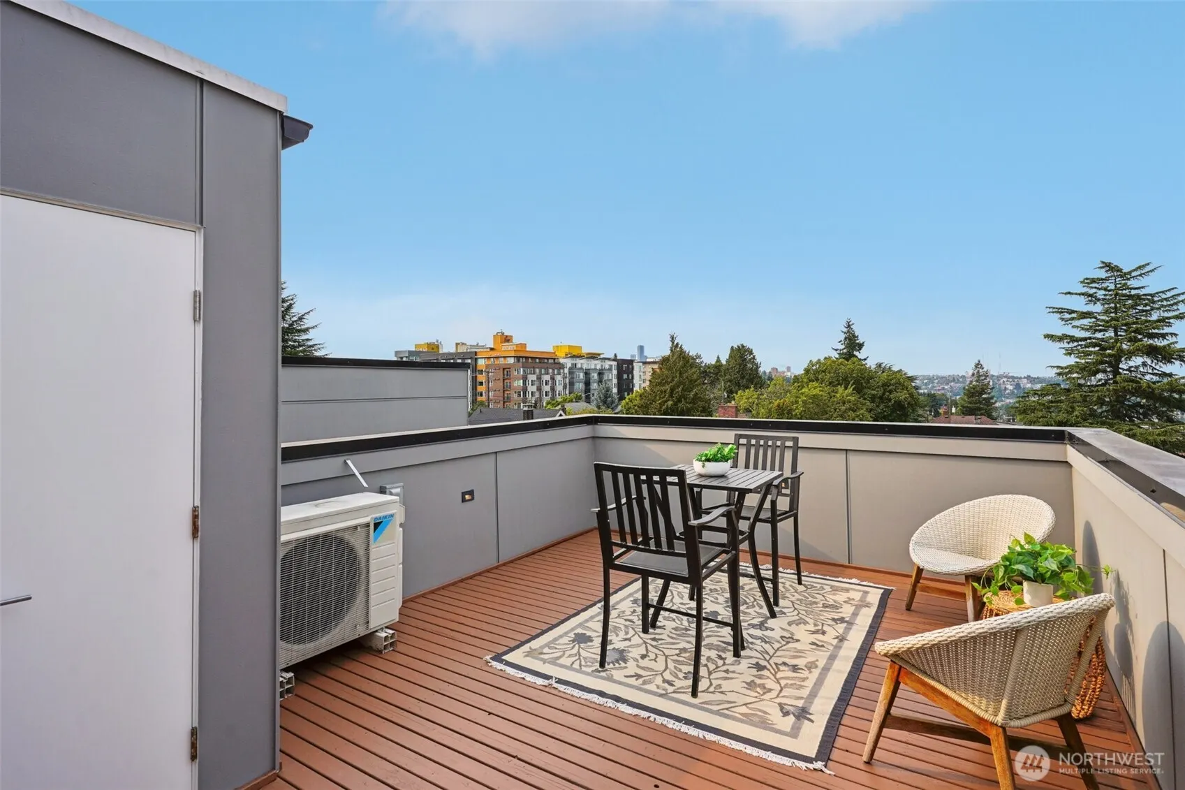 1723 S Forest Street , Seattle, WA 98144-5801