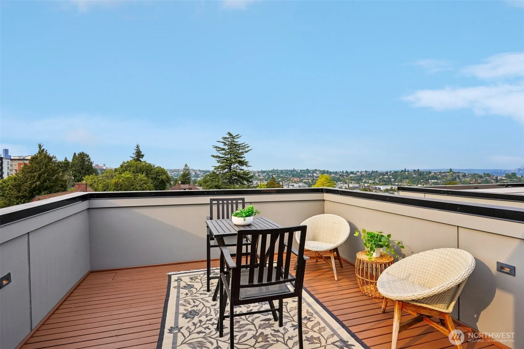 1723 S Forest Street , Seattle, WA 98144-5801