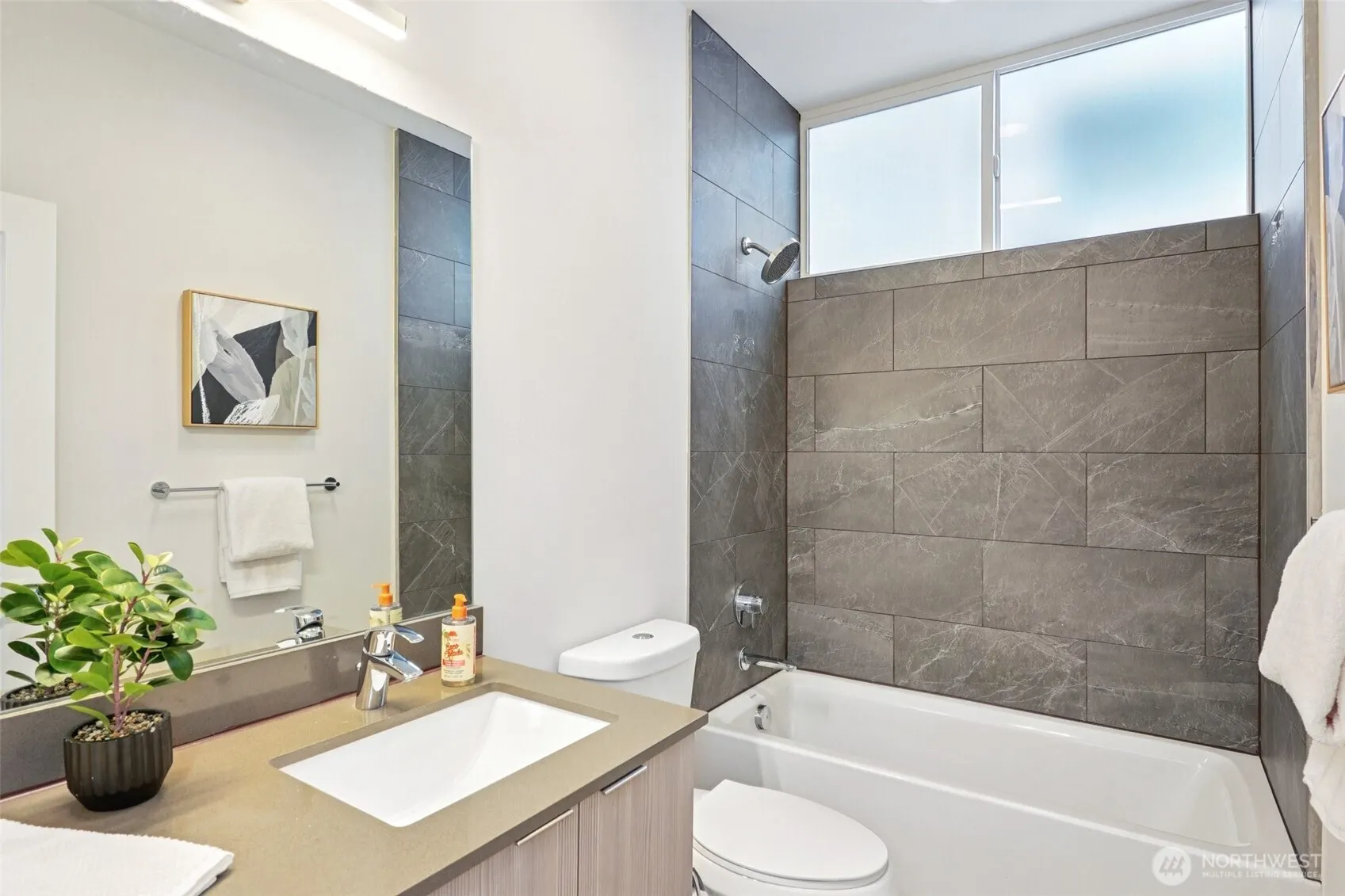 1723 S Forest Street , Seattle, WA 98144-5801