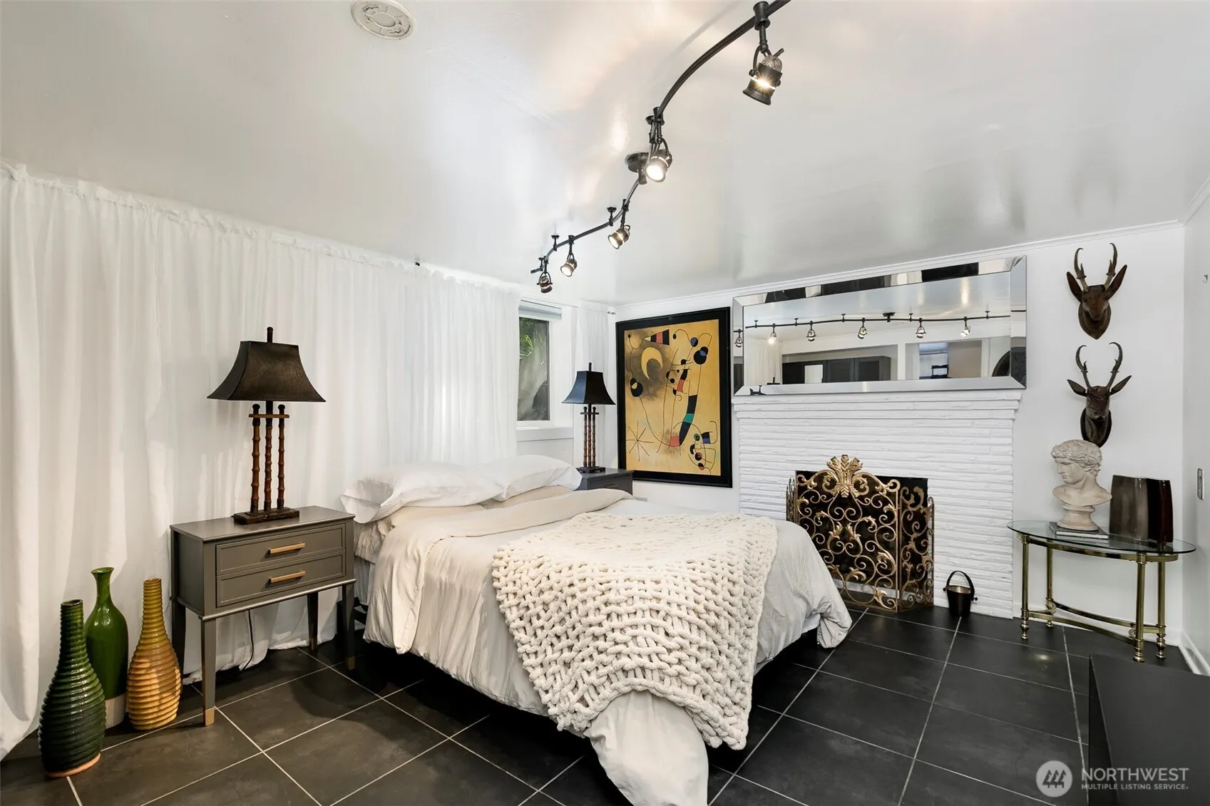 10303 15th Avenue NE, Seattle, WA 98125