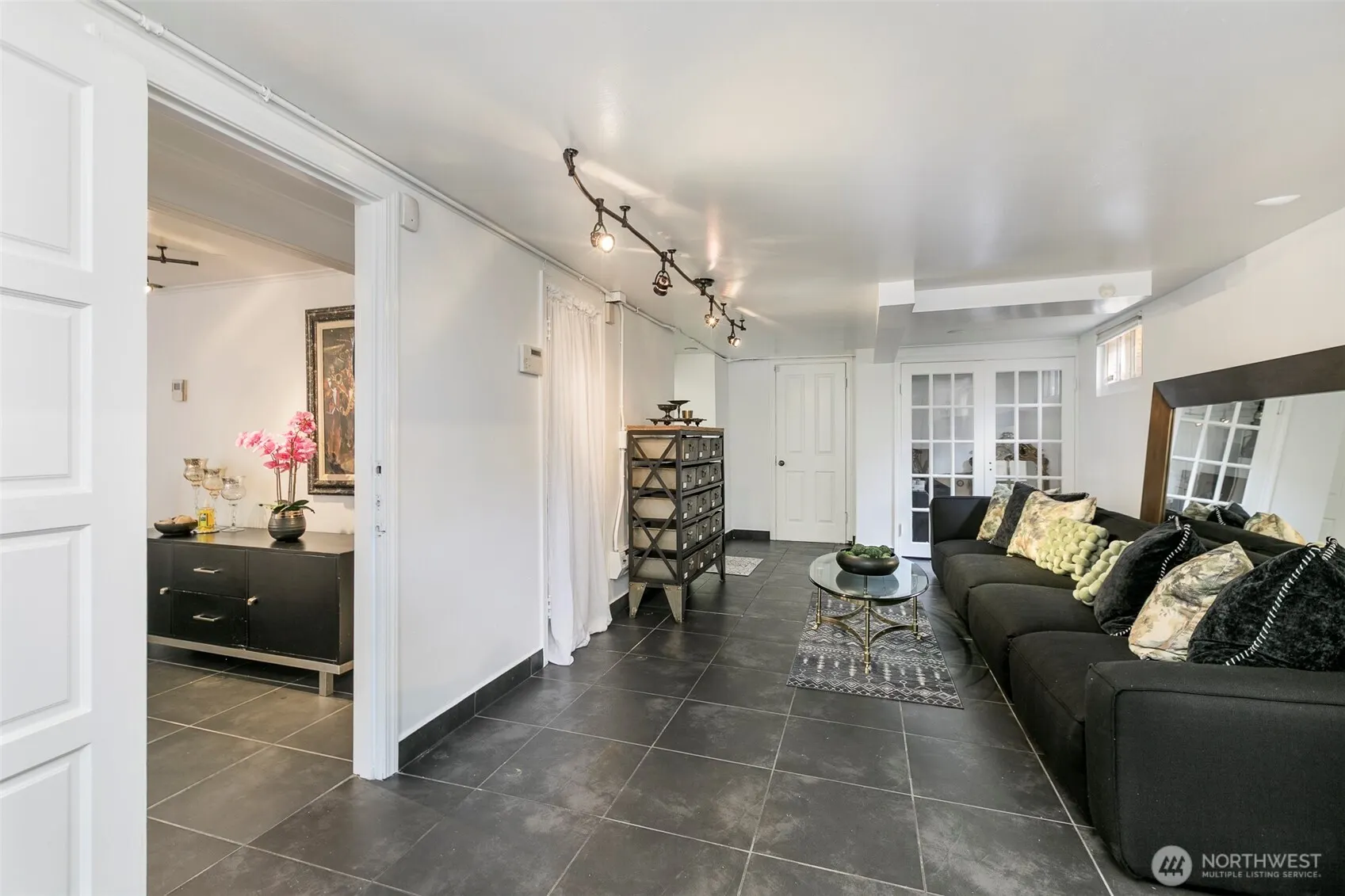 10303 15th Avenue NE, Seattle, WA 98125