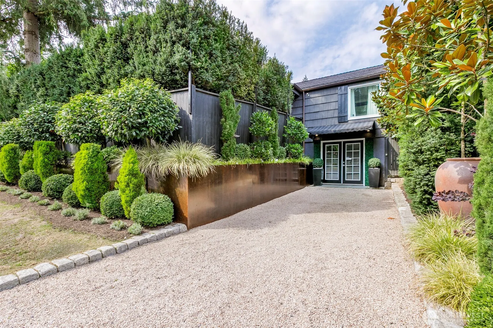 10303 15th Avenue NE, Seattle, WA 98125