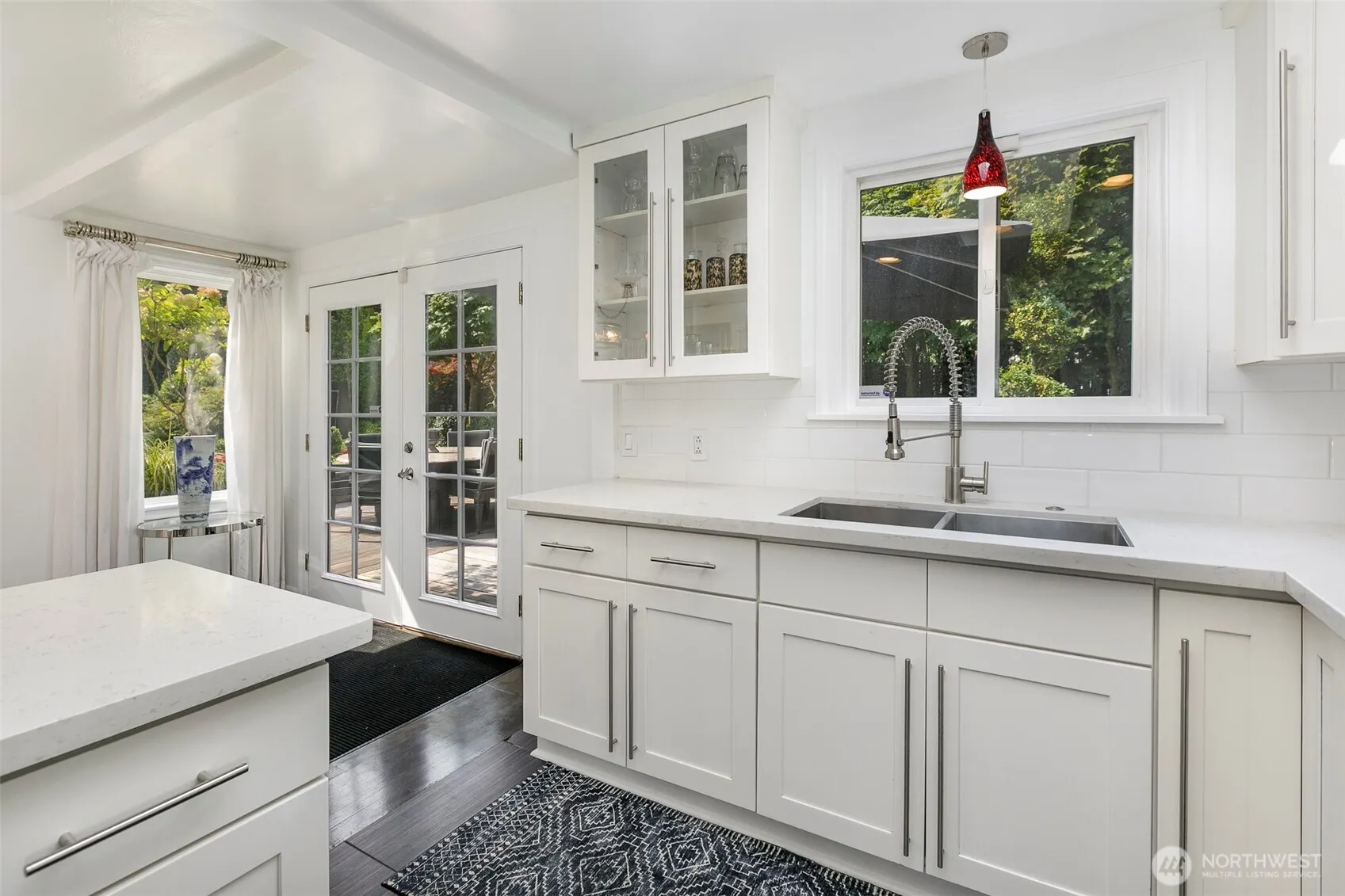10303 15th Avenue NE, Seattle, WA 98125