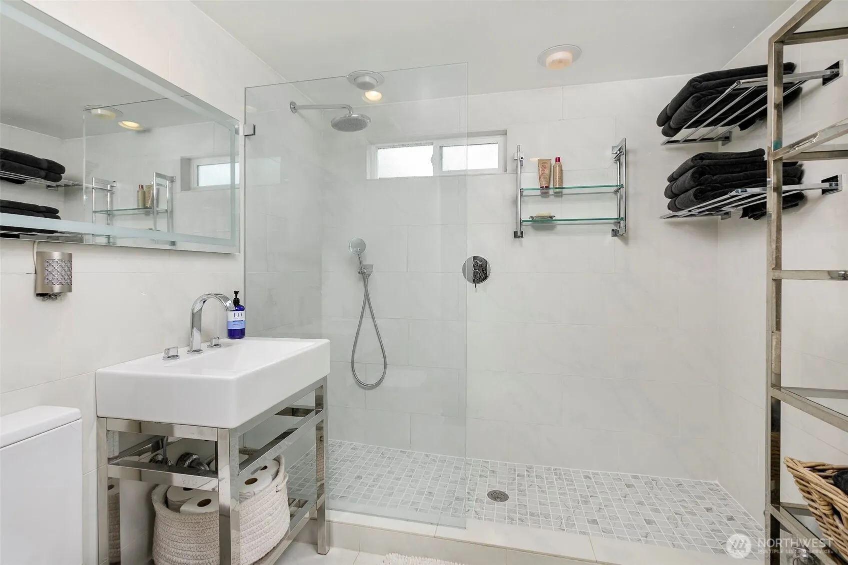 10303 15th Avenue NE, Seattle, WA 98125