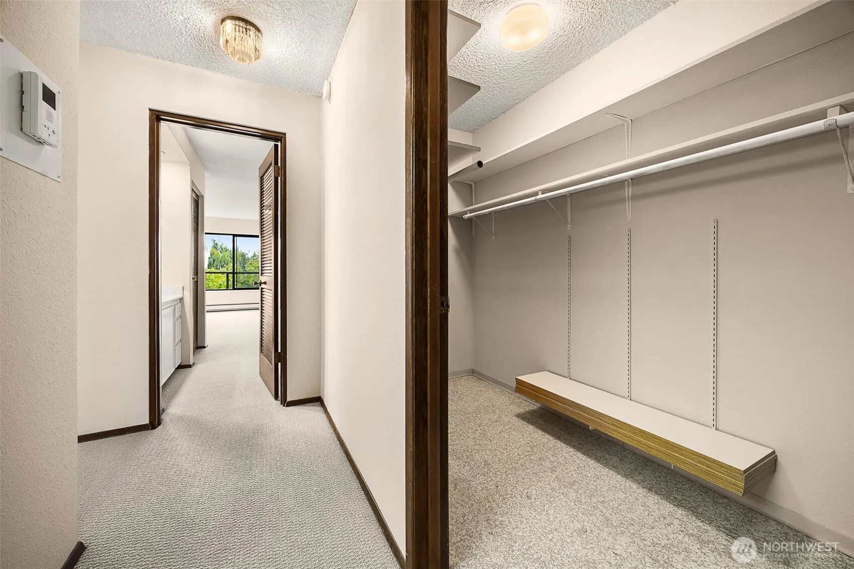 100 Ward Street #104, Seattle, WA 98109-3630