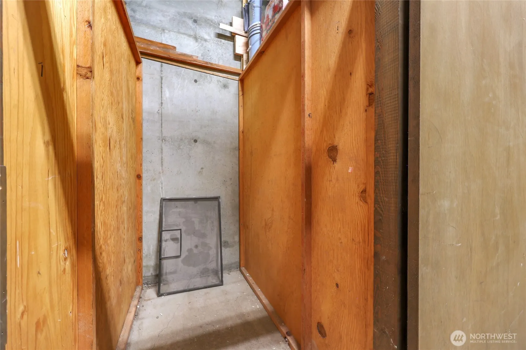 100 Ward Street #104, Seattle, WA 98109-3630