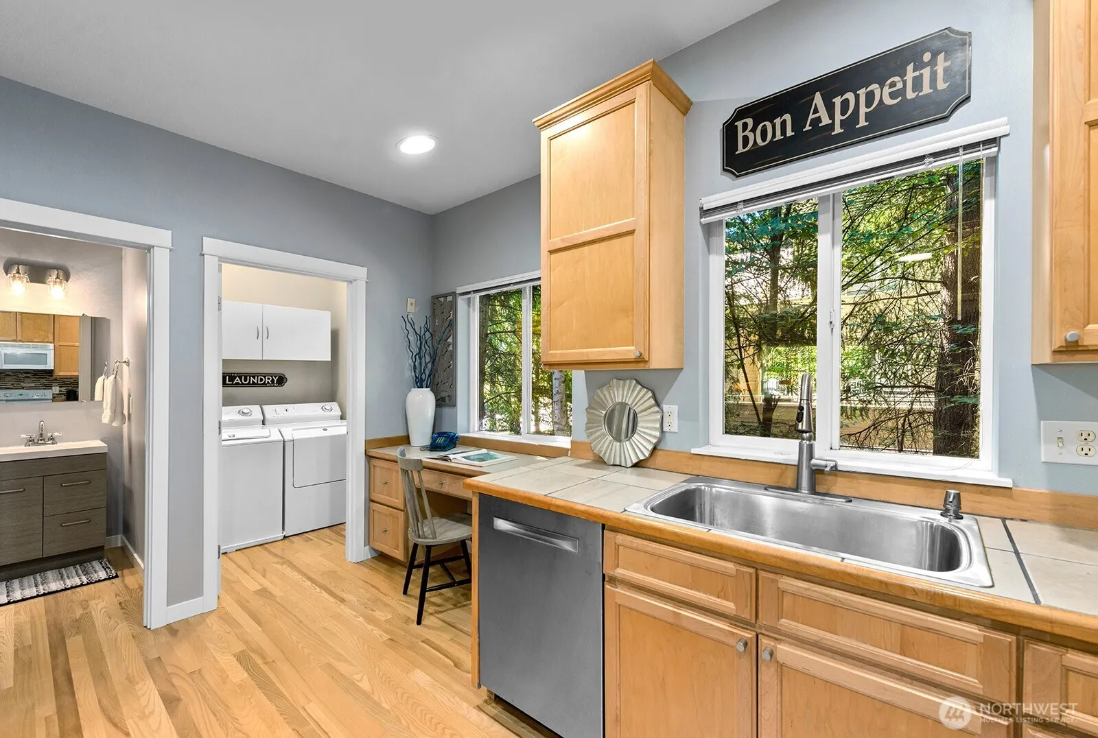 17928 NE 90th Street , Redmond, WA 98052
