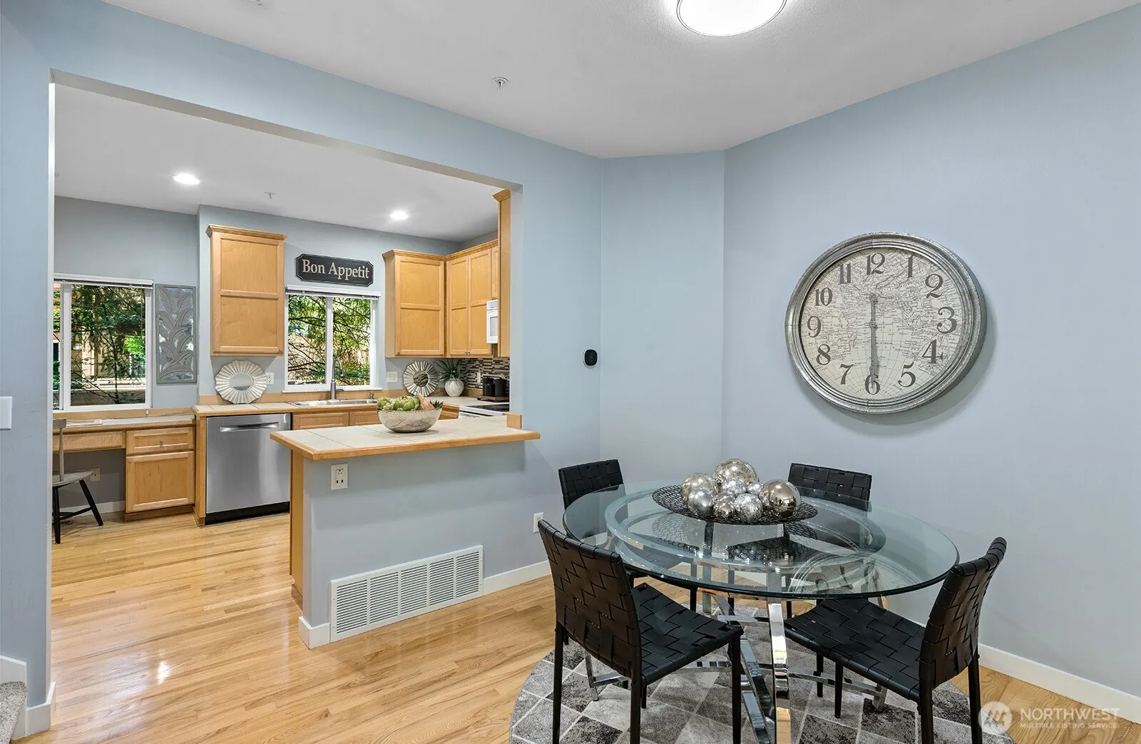 17928 NE 90th Street , Redmond, WA 98052