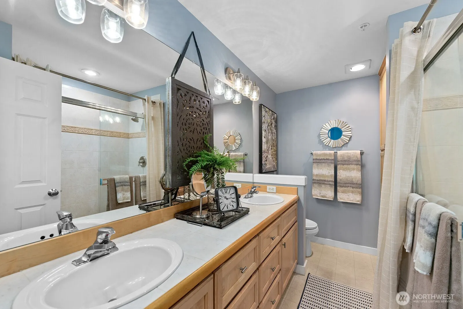 17928 NE 90th Street , Redmond, WA 98052