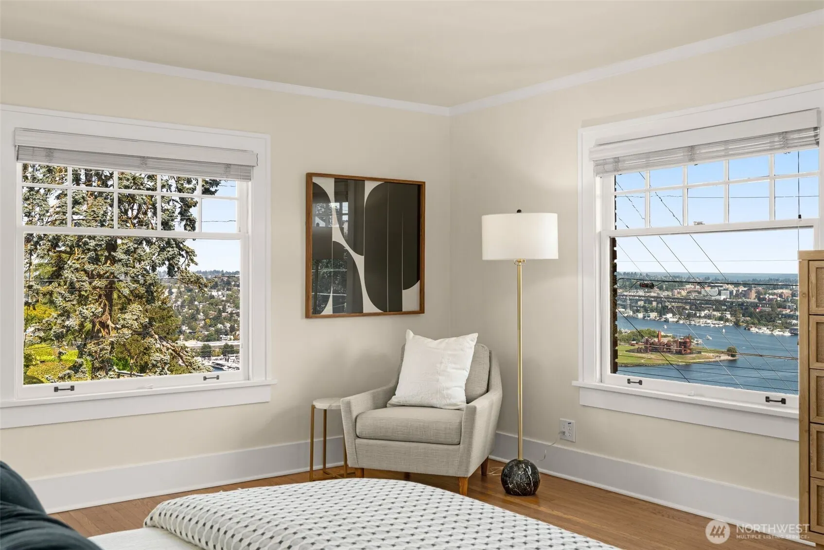 469 Lynn Street , Seattle, WA 98109