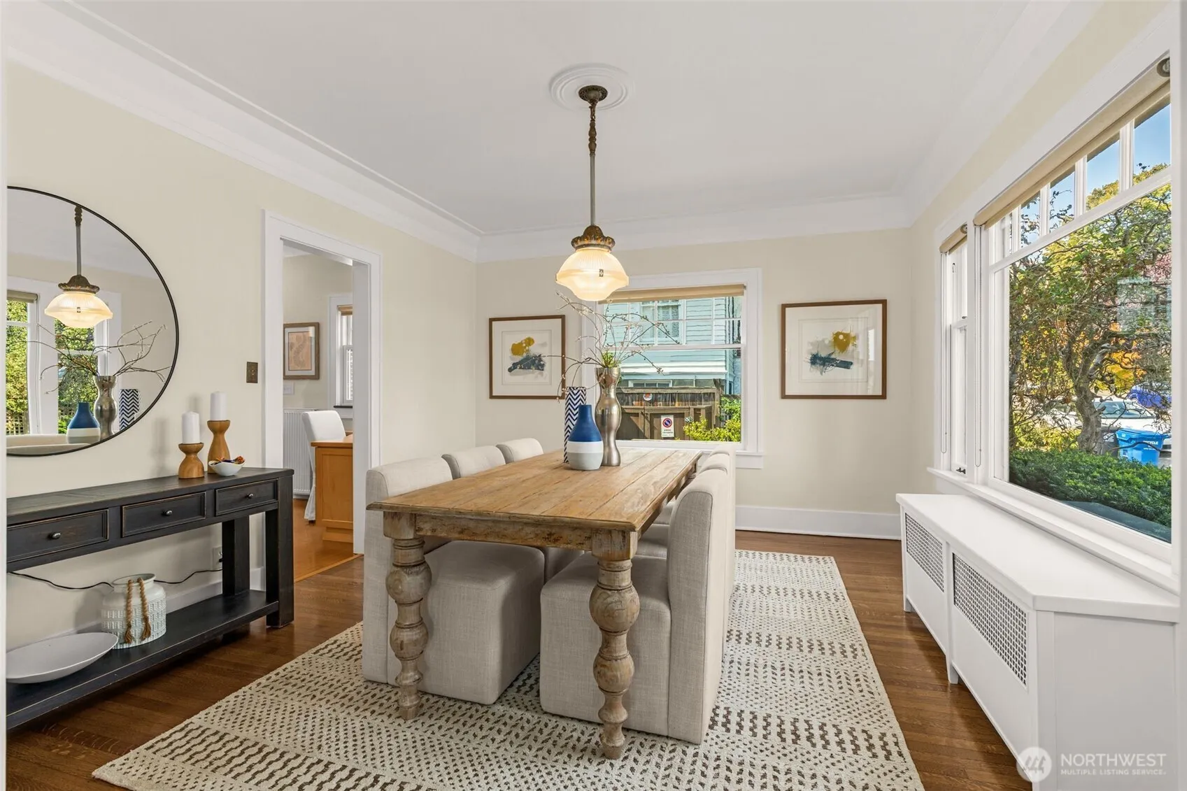469 Lynn Street , Seattle, WA 98109