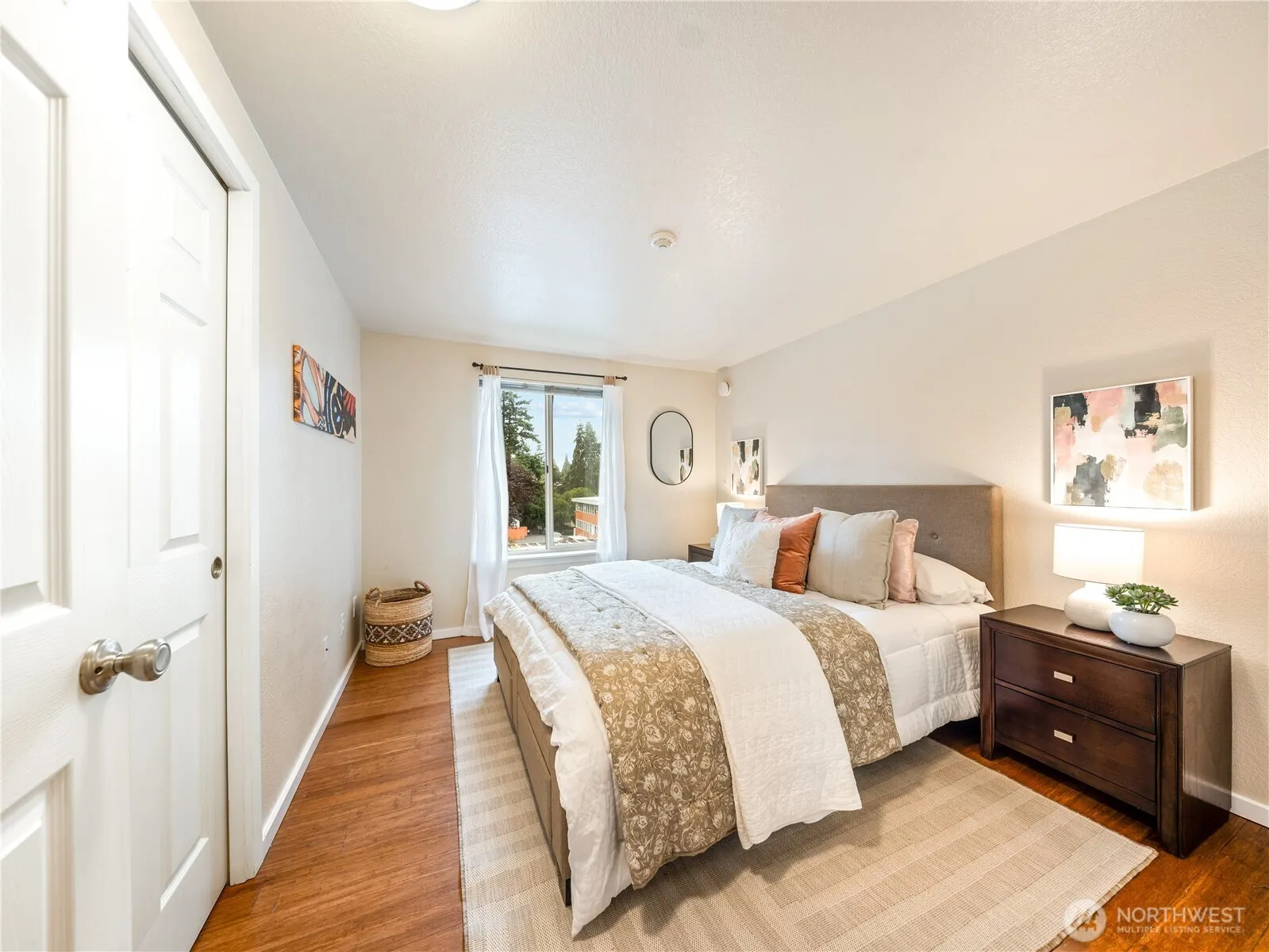 20120 66th Place W #E3, Lynnwood, WA 98036