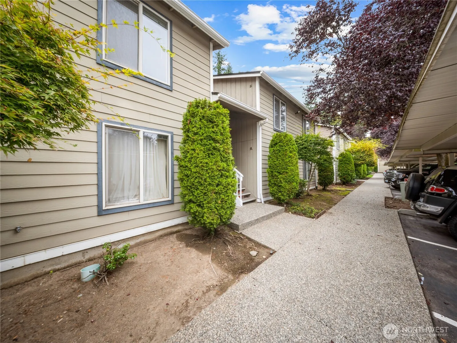 20120 66th Place W #E3, Lynnwood, WA 98036
