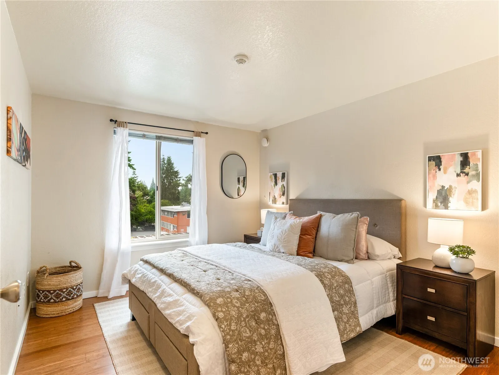 20120 66th Place W #E3, Lynnwood, WA 98036