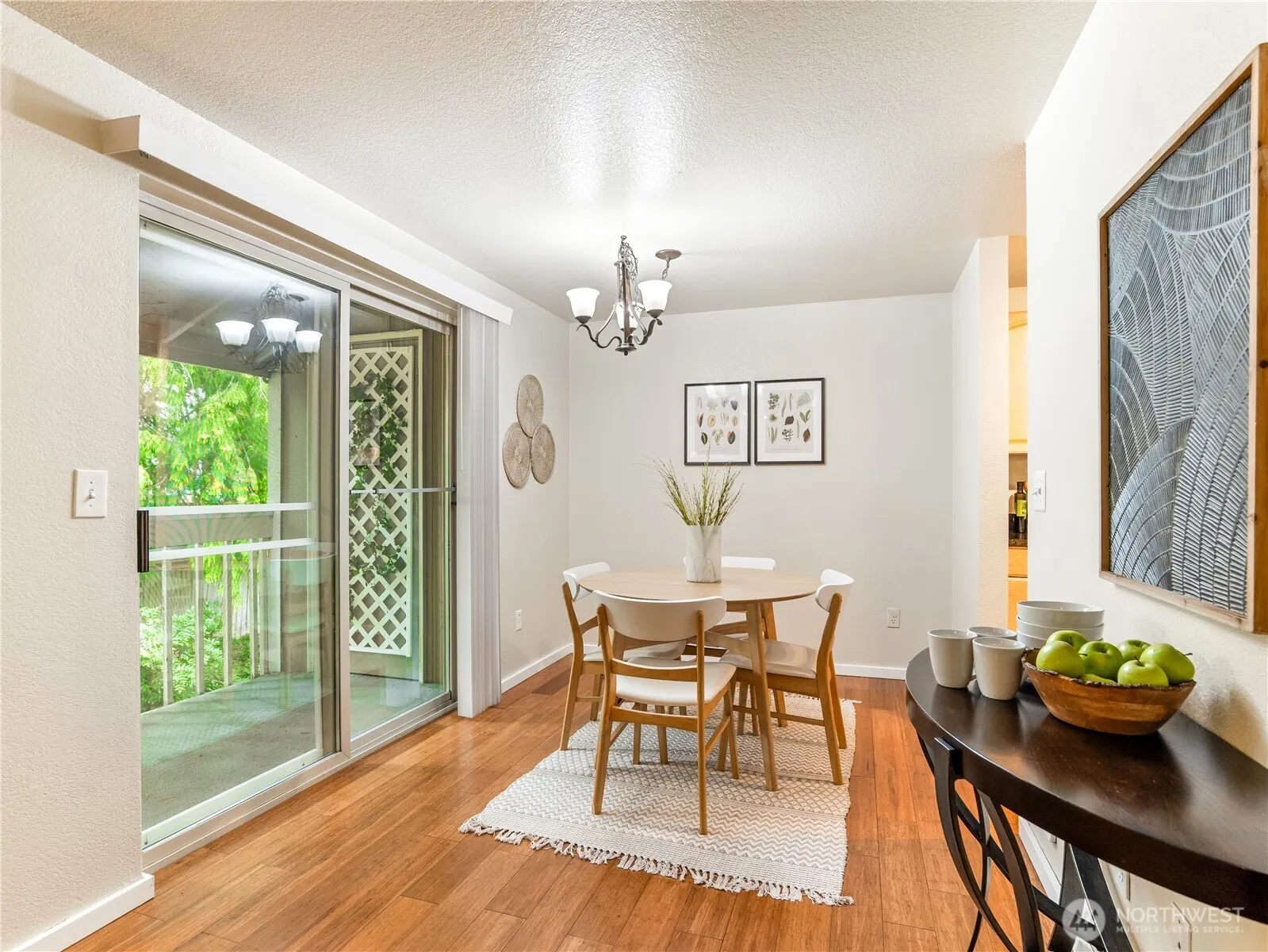 20120 66th Place W #E3, Lynnwood, WA 98036