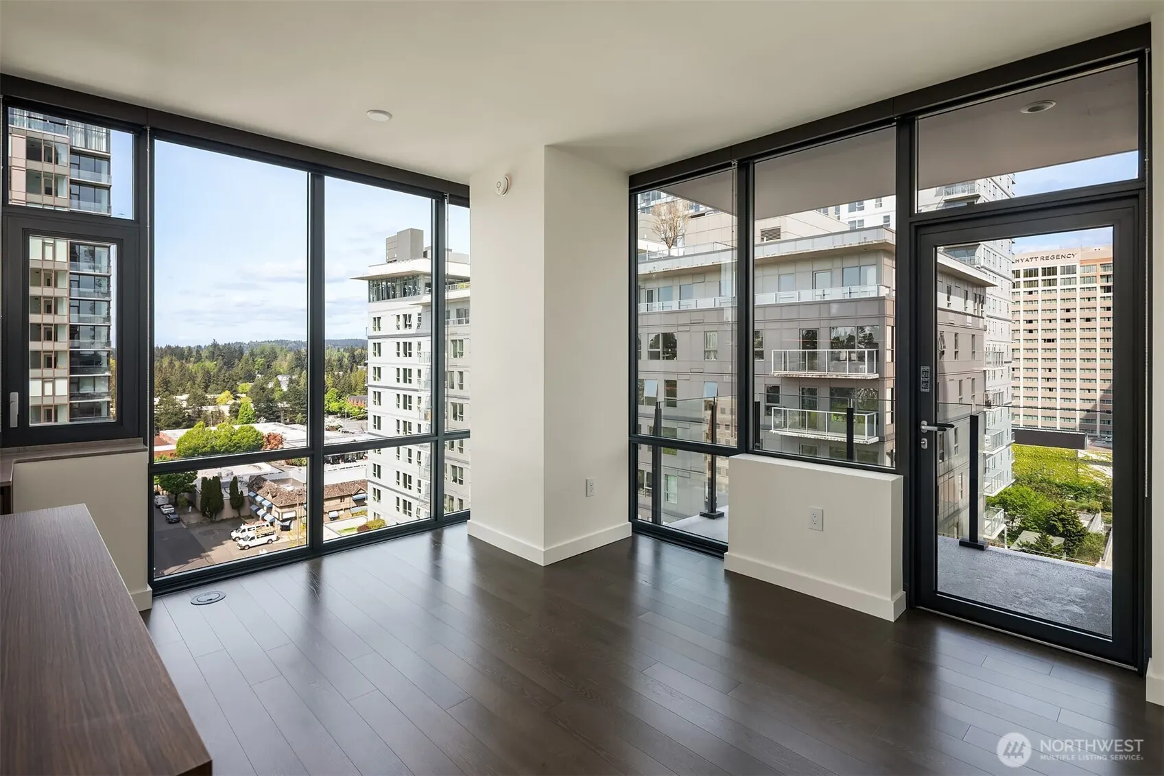 889 Avenue Square NE #806, Bellevue, WA 98004