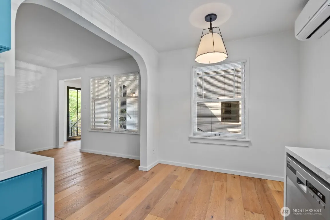 1205 NE 91st Street , Seattle, WA 98115