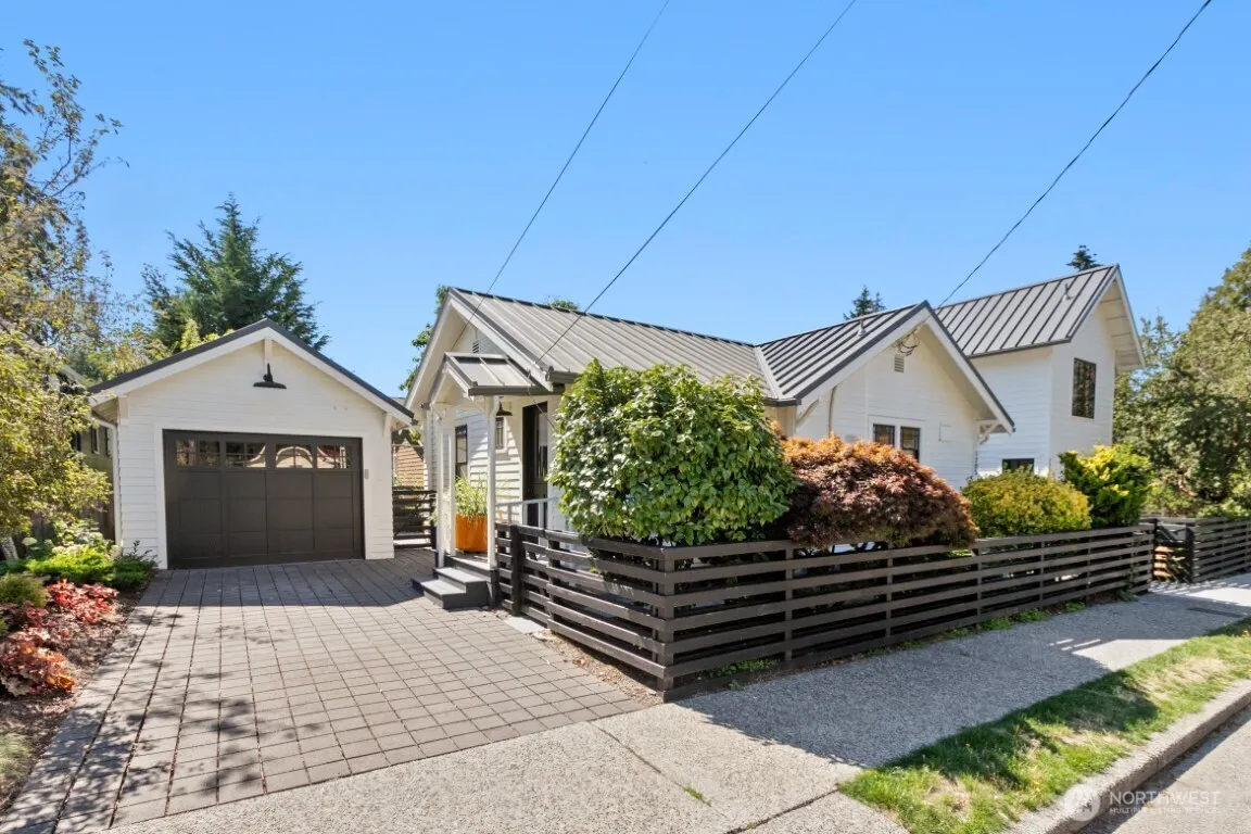 1205 NE 91st Street , Seattle, WA 98115