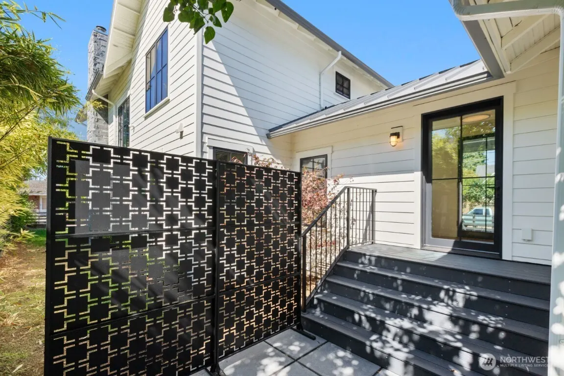 1205 NE 91st Street , Seattle, WA 98115