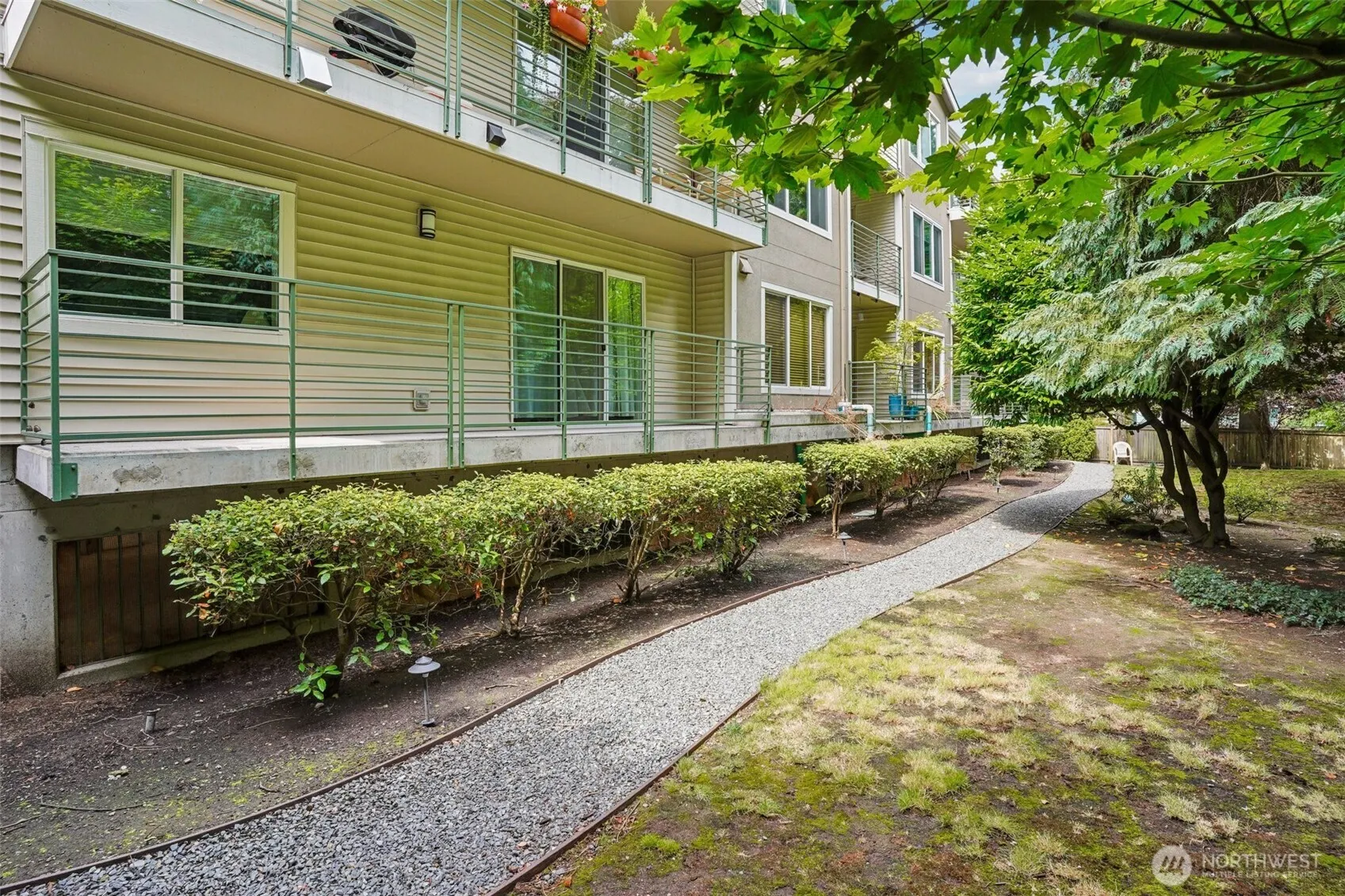 12034 15th Avenue NE #204, Seattle, WA 98125