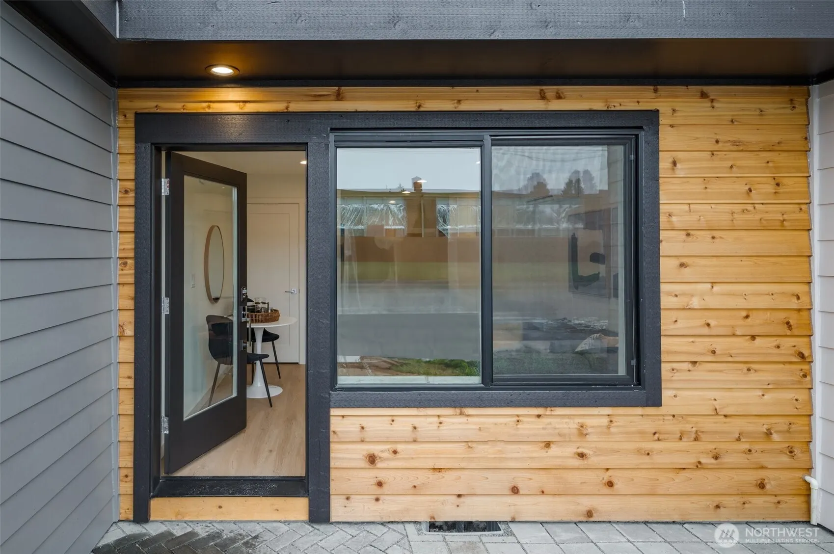 9217 A 14th Avenue NW, Seattle, WA 98117