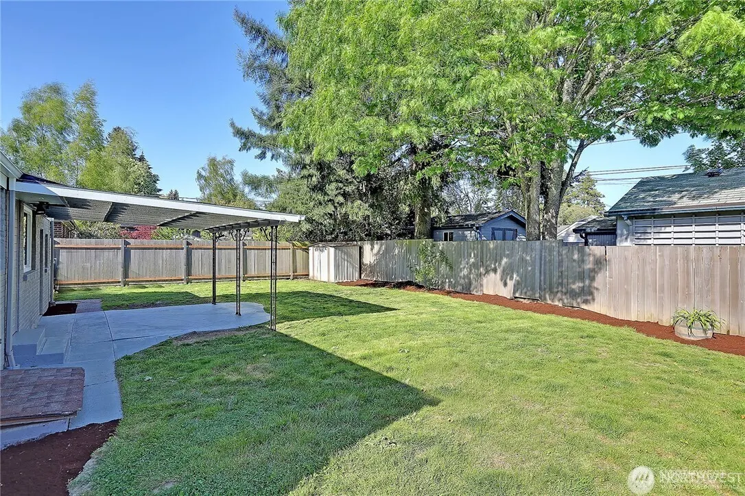 8850 34th Avenue SW, Seattle, WA 98126