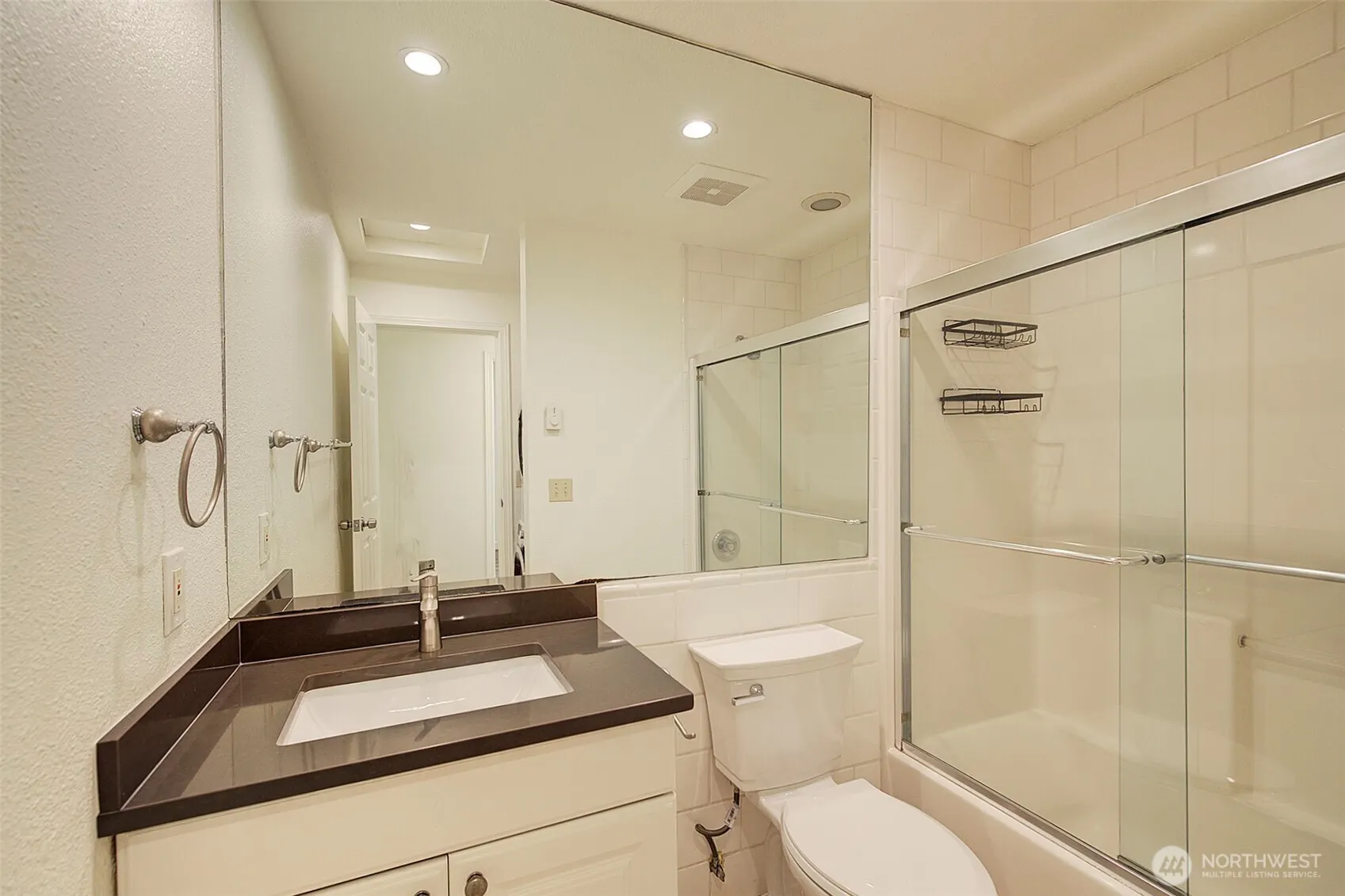299 1st Avenue NW, Issaquah, WA 98027