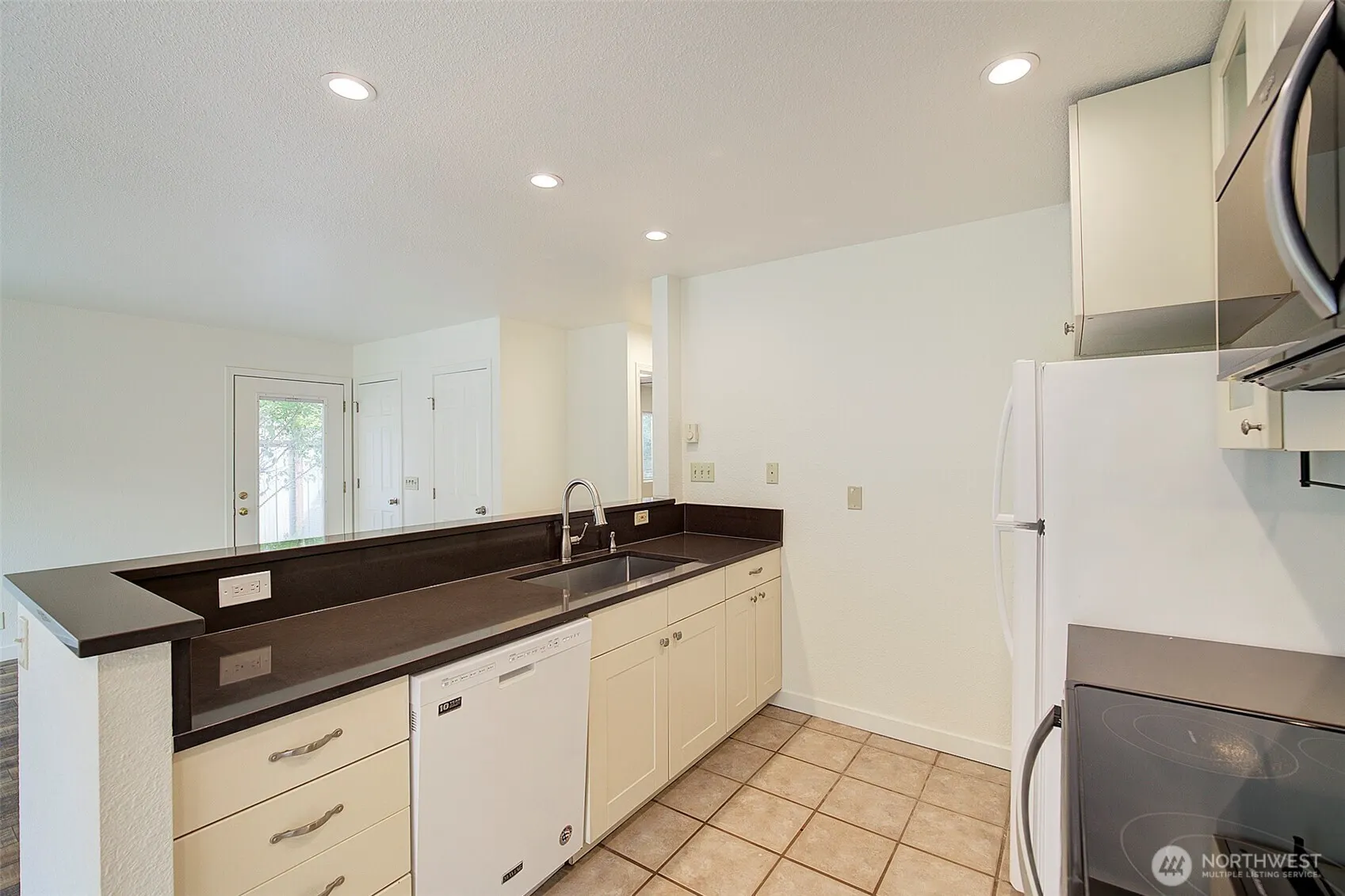 299 1st Avenue NW, Issaquah, WA 98027