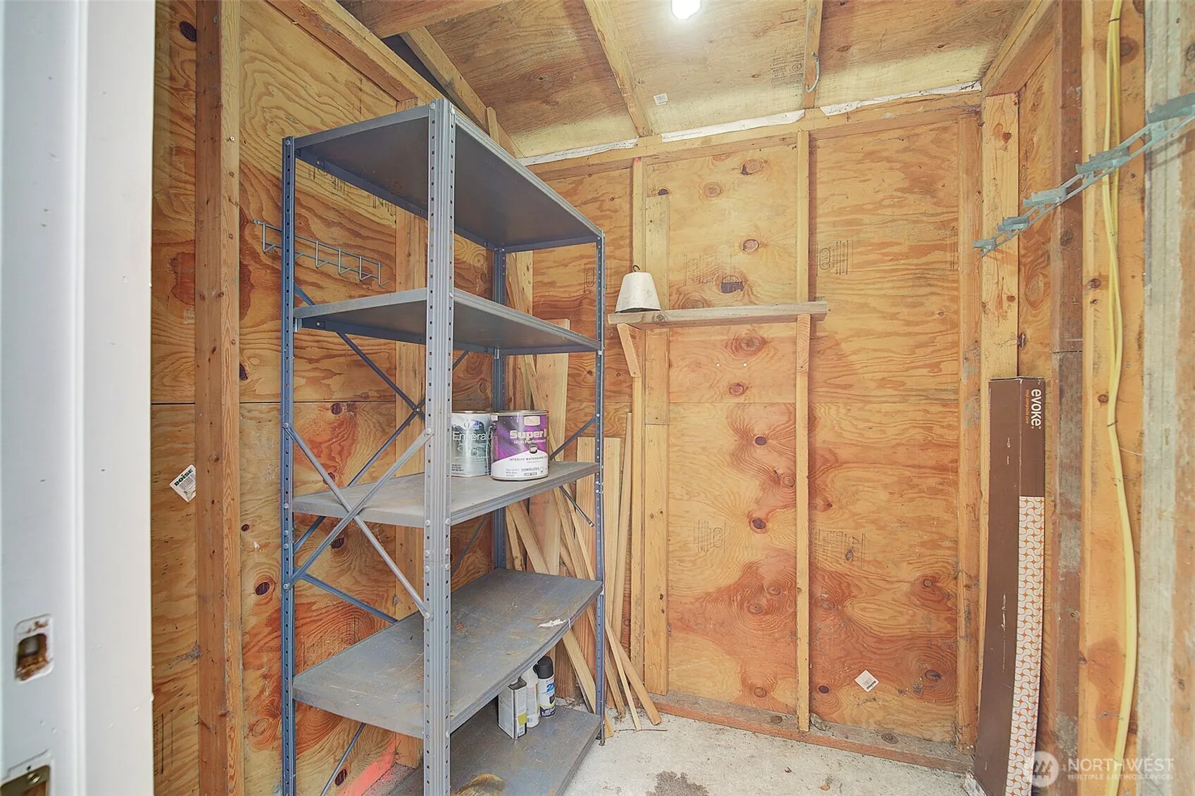 299 1st Avenue NW, Issaquah, WA 98027