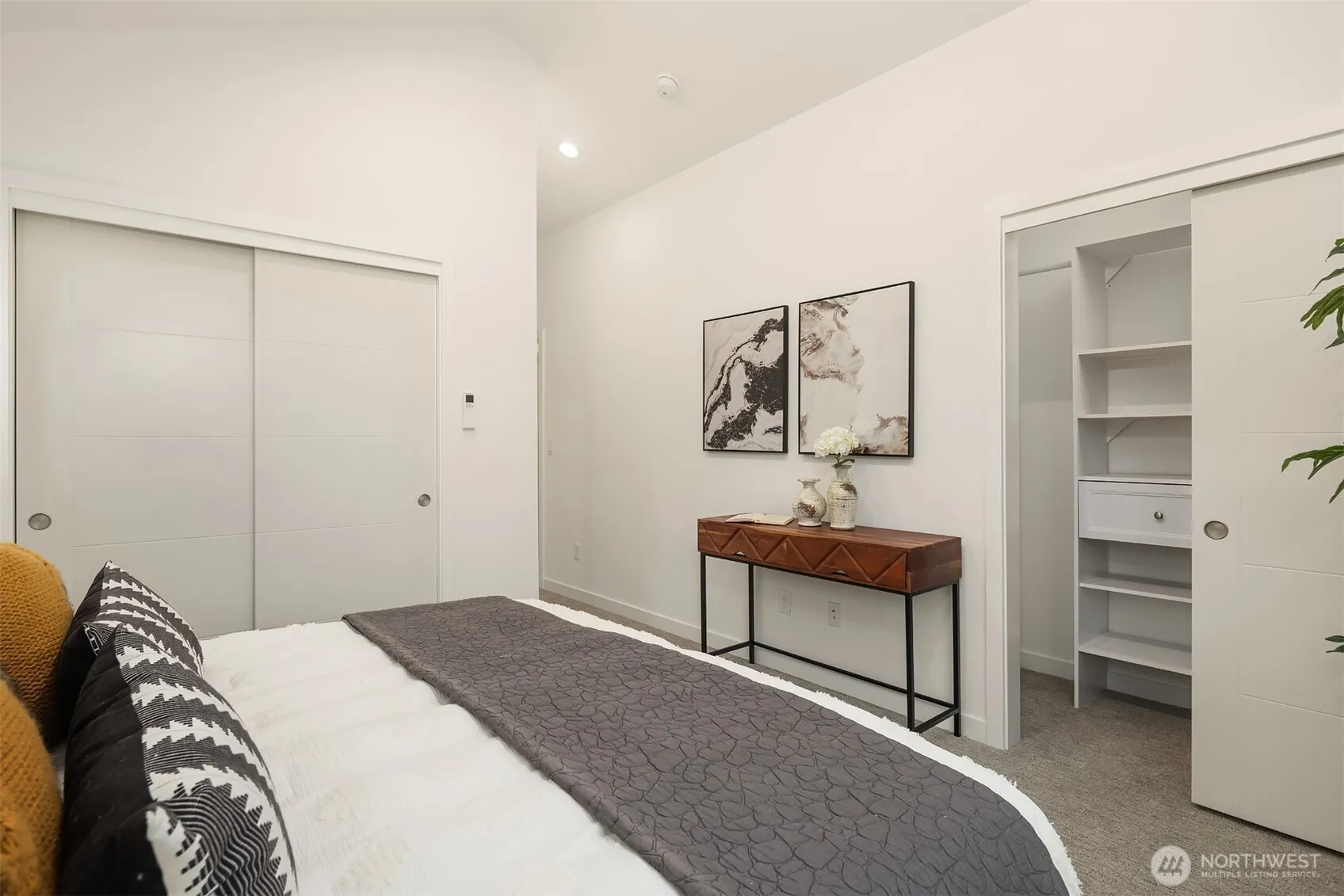 6722 Dibble Avenue NW, Seattle, WA 98117