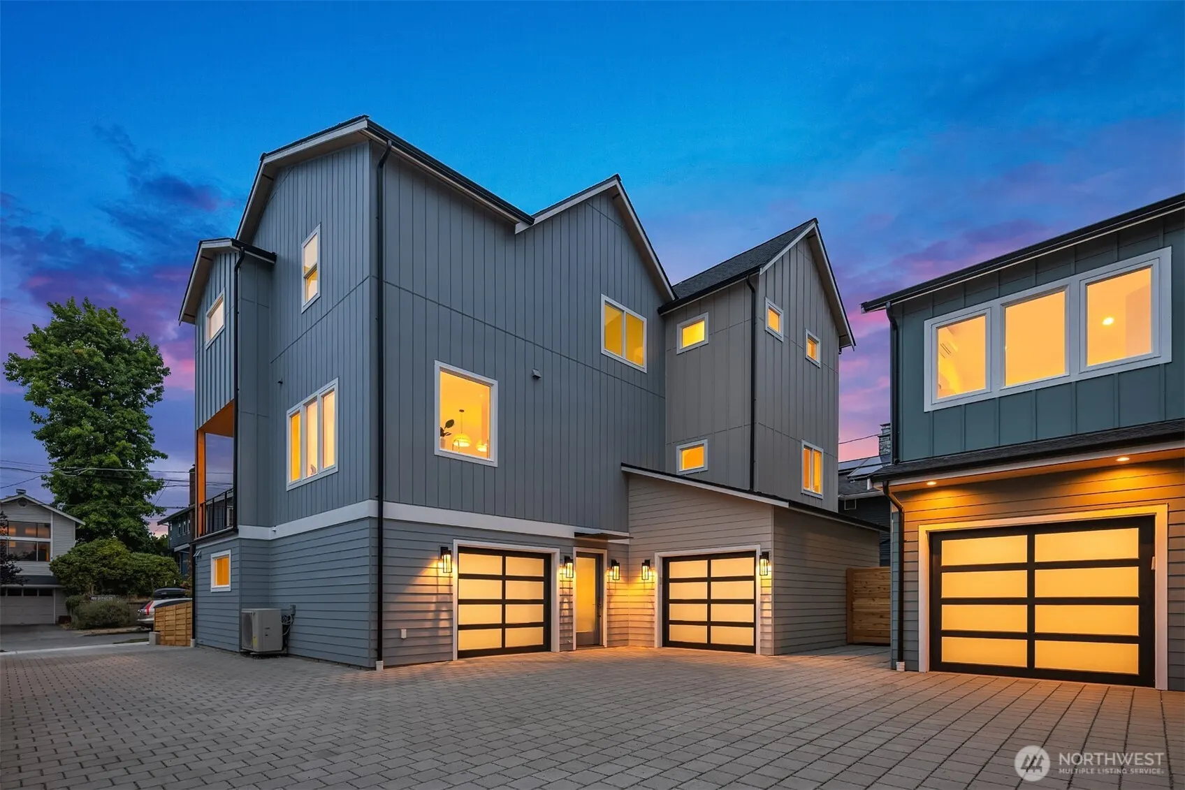 6722 Dibble Avenue NW, Seattle, WA 98117