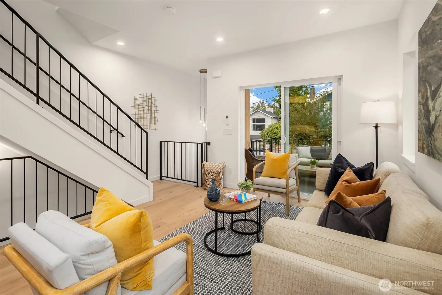 6722 Dibble Avenue NW, Seattle, WA 98117