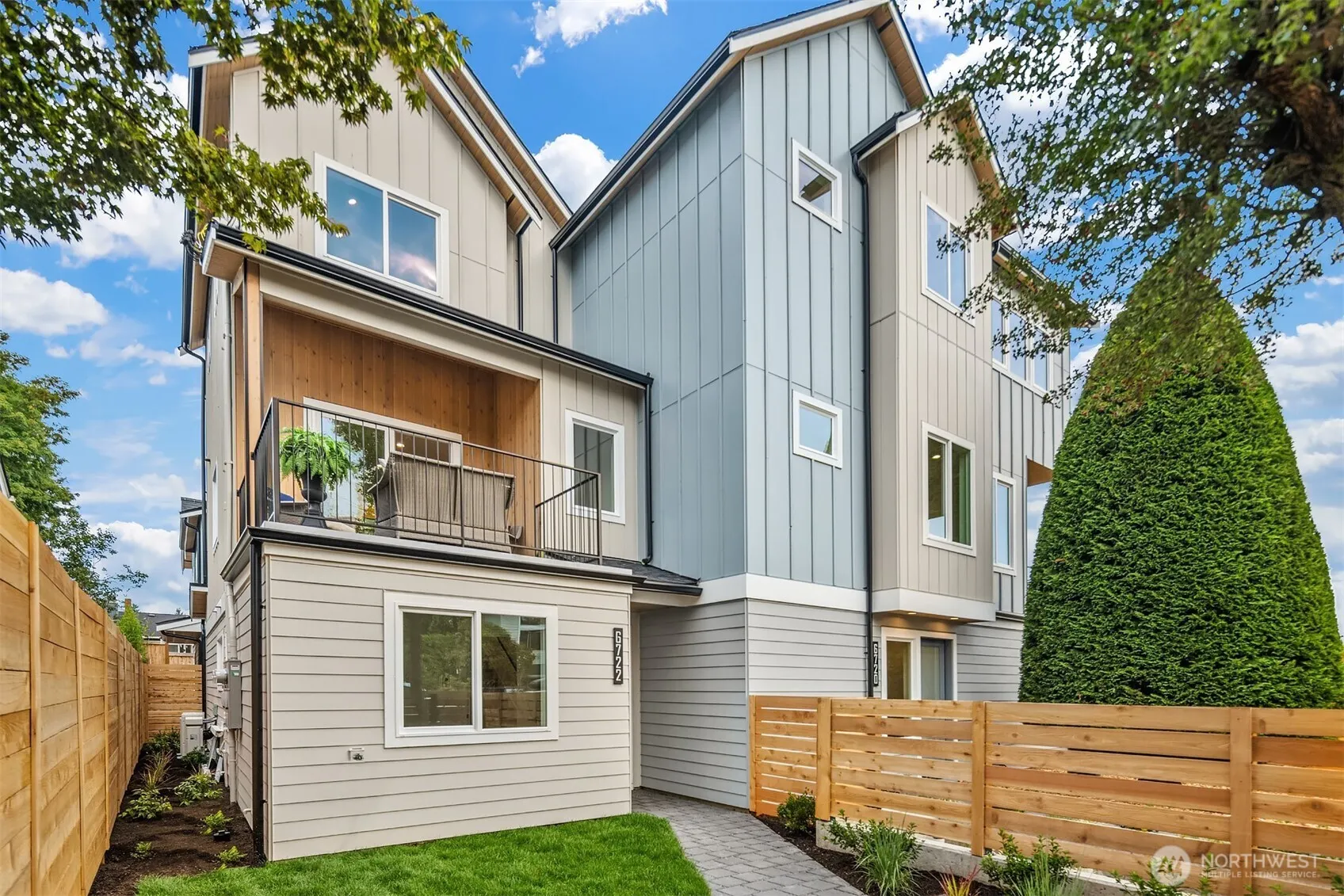 6722 Dibble Avenue NW, Seattle, WA 98117