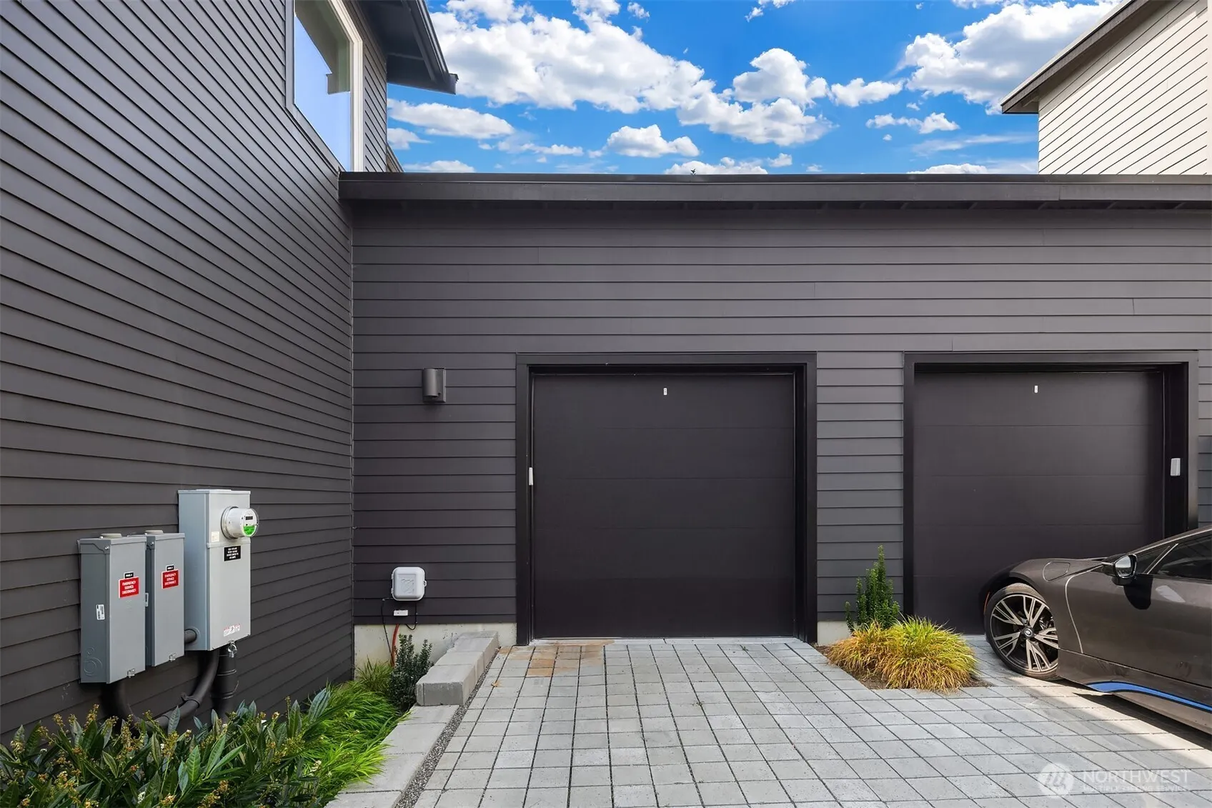 436 10th Avenue #A, Kirkland, WA 98033